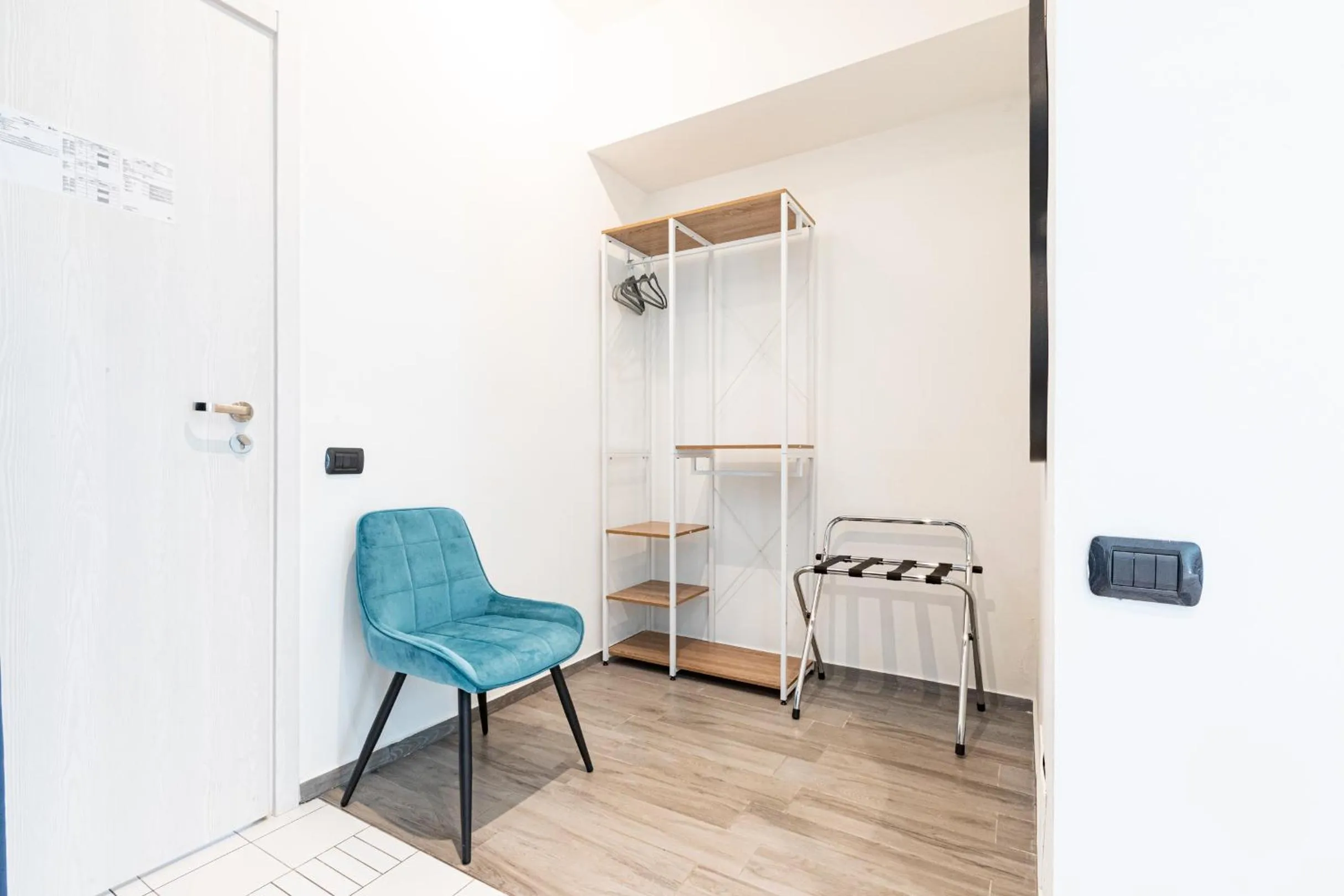 Photo of the whole room, Seating Area in B&b Too Cute 2b Str8