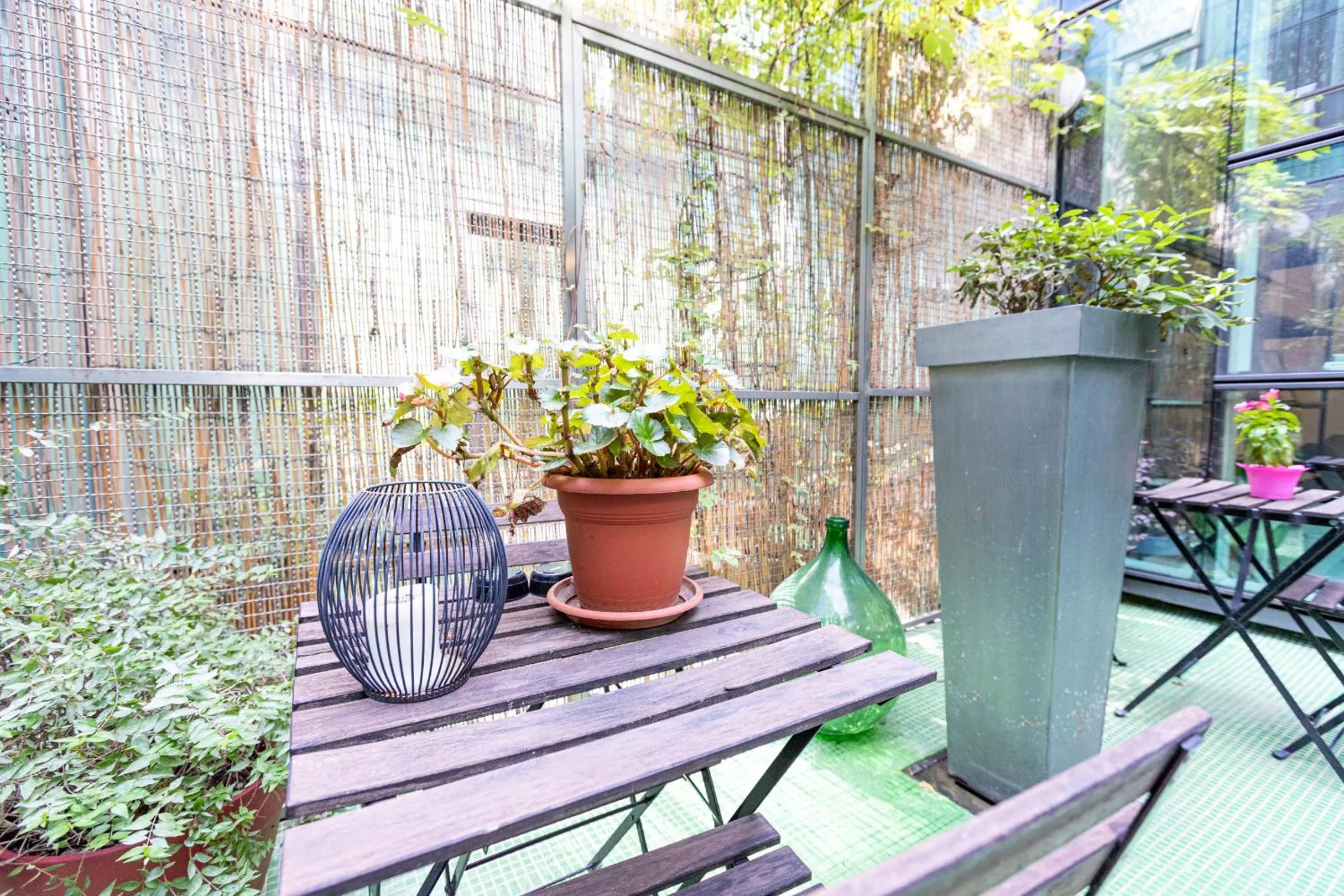 Balcony/Terrace in B&b Too Cute 2b Str8