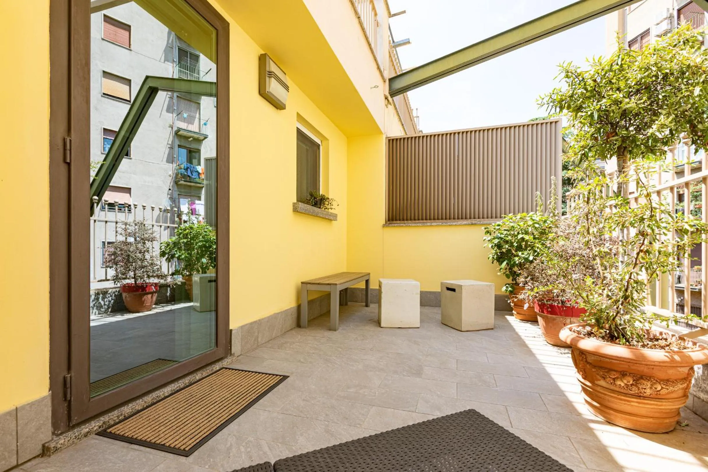 Balcony/Terrace in B&b Too Cute 2b Str8