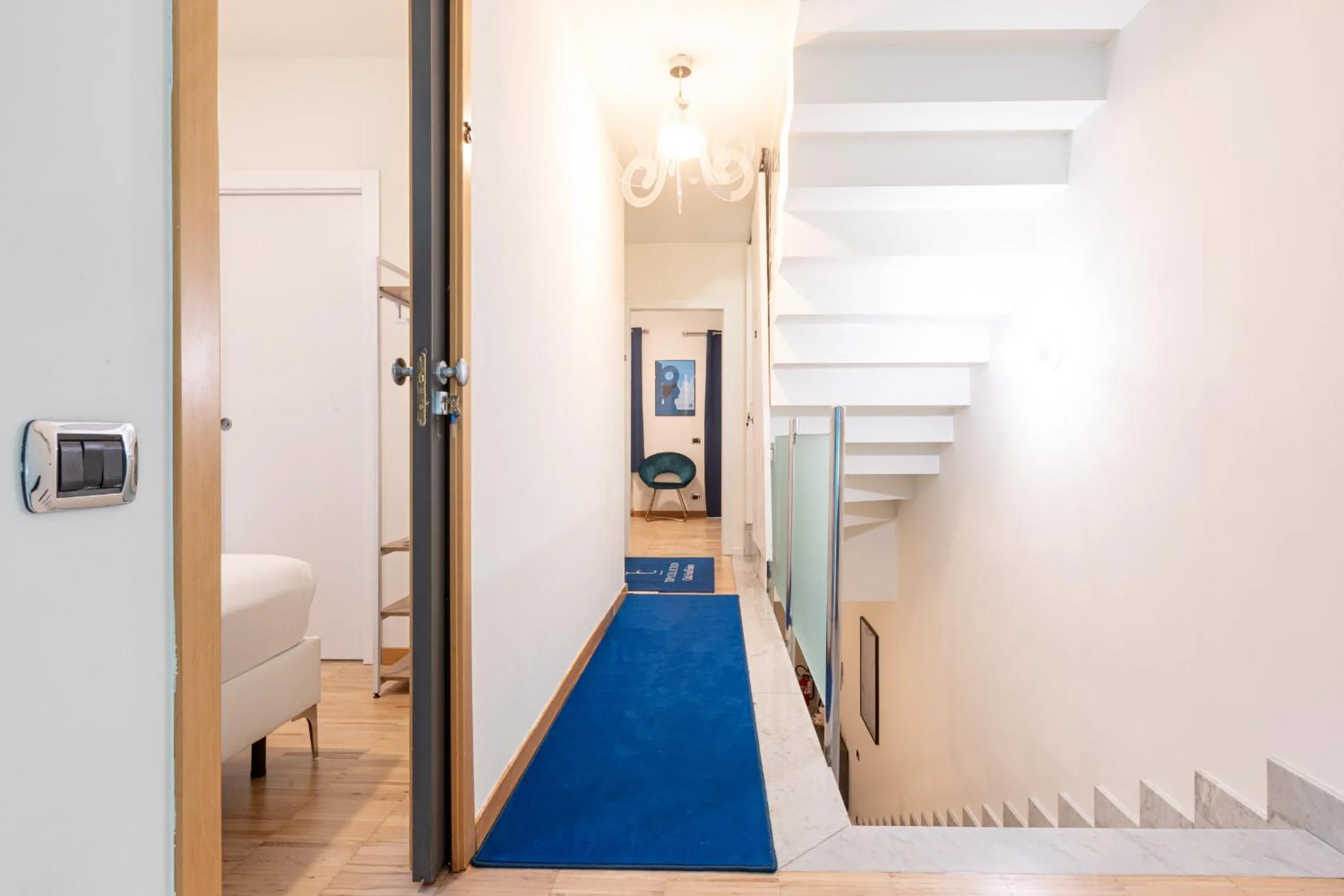 Other, Bed in B&b Too Cute 2b Str8