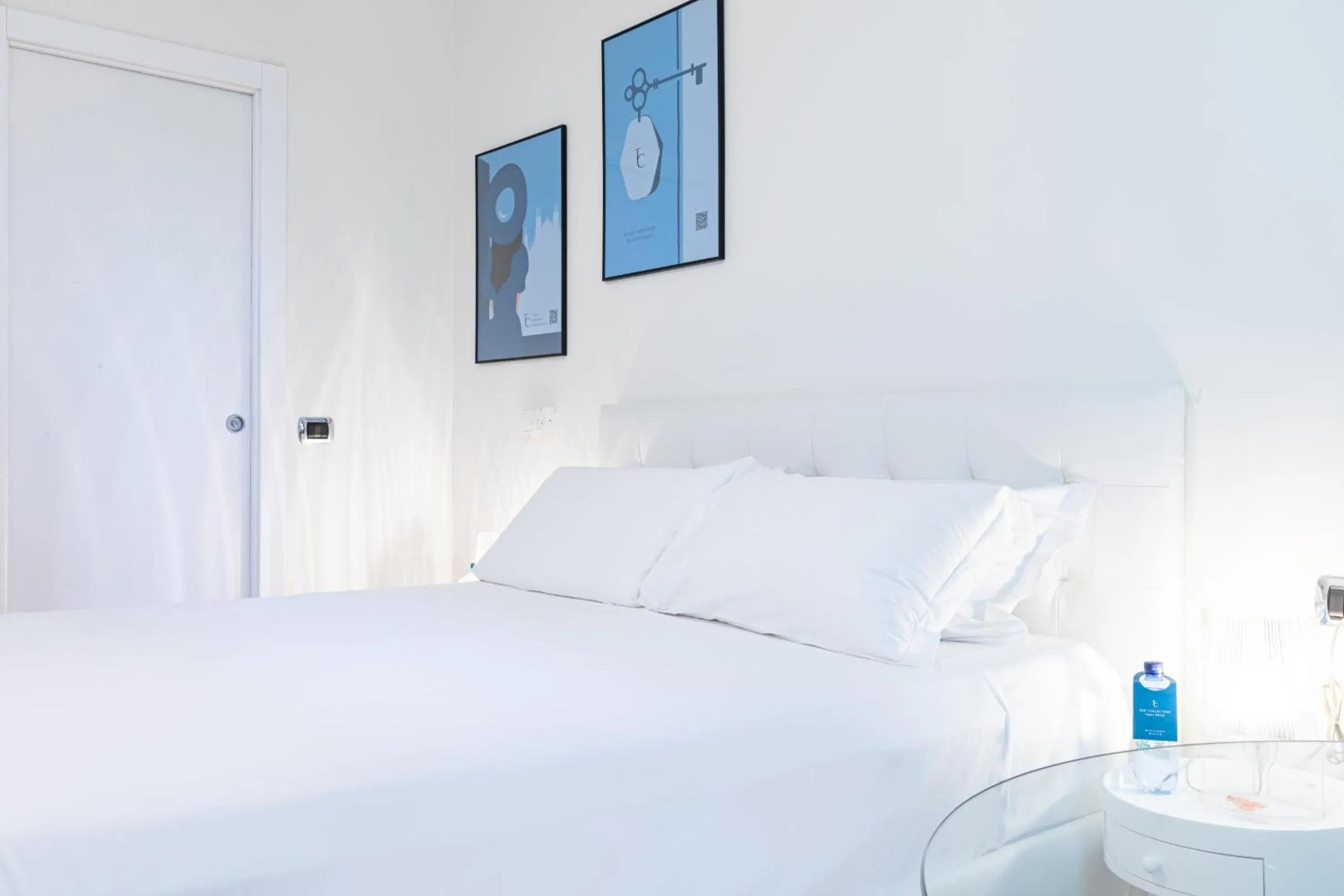 Bed in B&b Too Cute 2b Str8