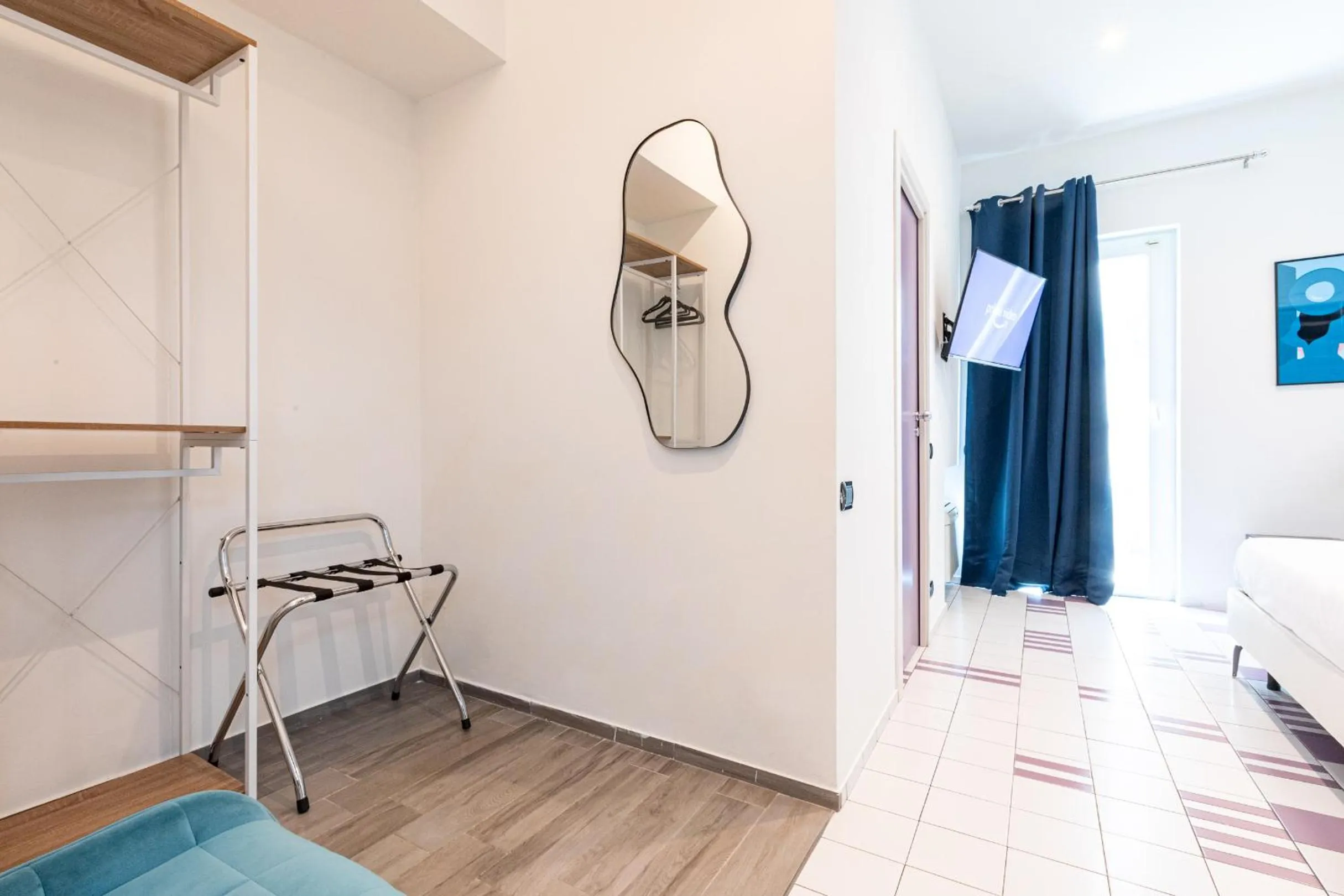 Bed in B&b Too Cute 2b Str8