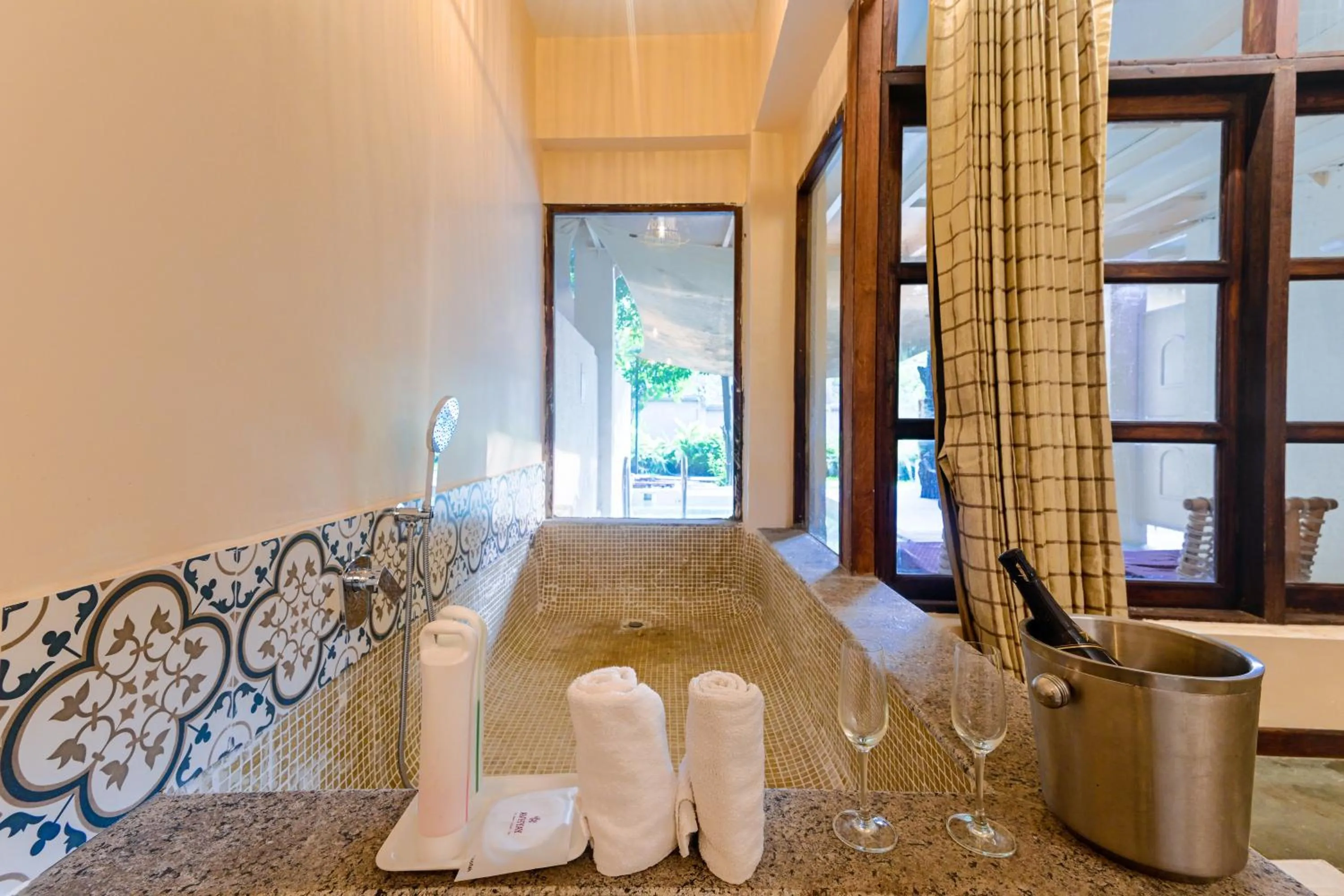 Bath in Avhyay Resort