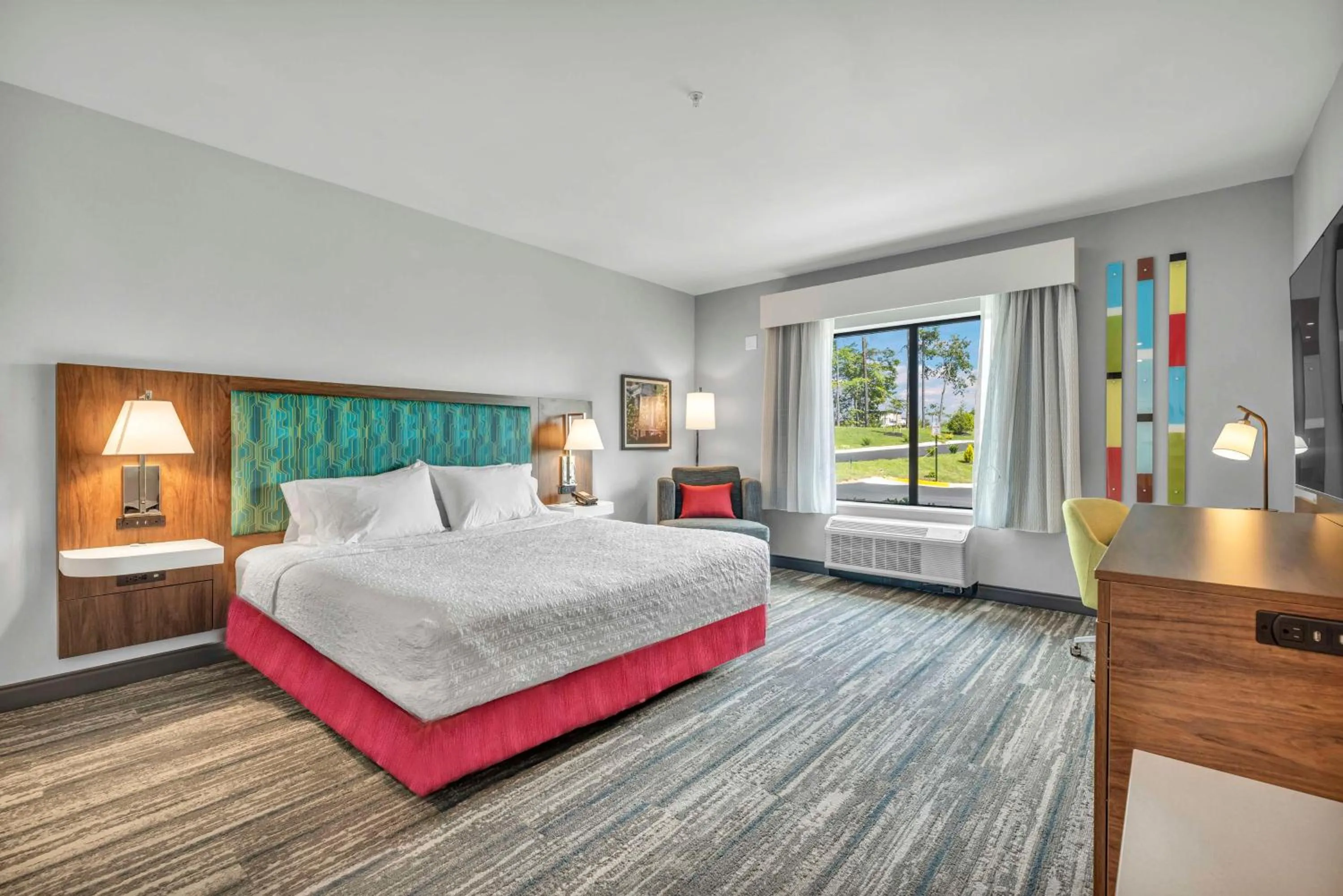 Bed in Hampton Inn Zion Crossroads Gordonsville