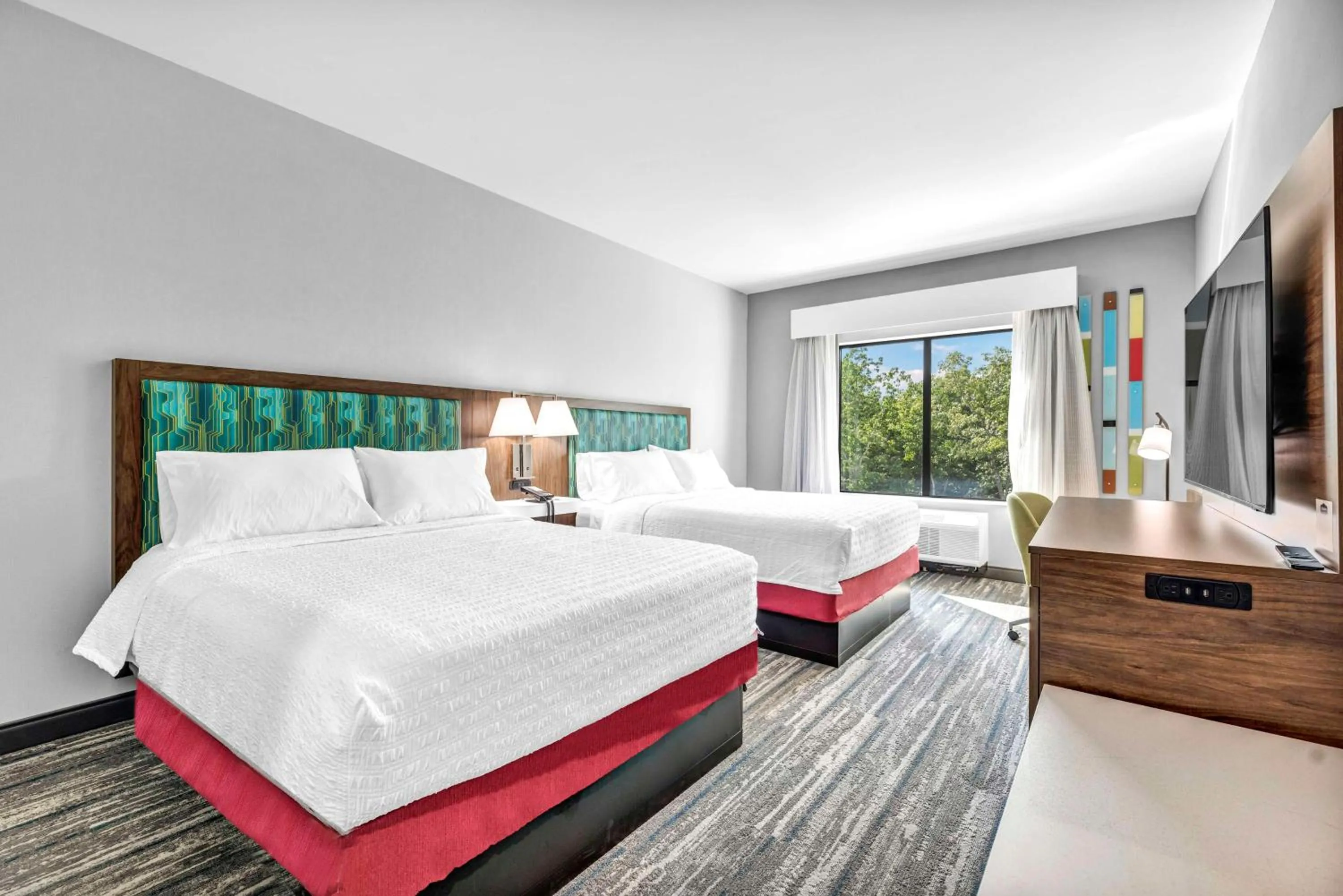 Bed in Hampton Inn Zion Crossroads Gordonsville