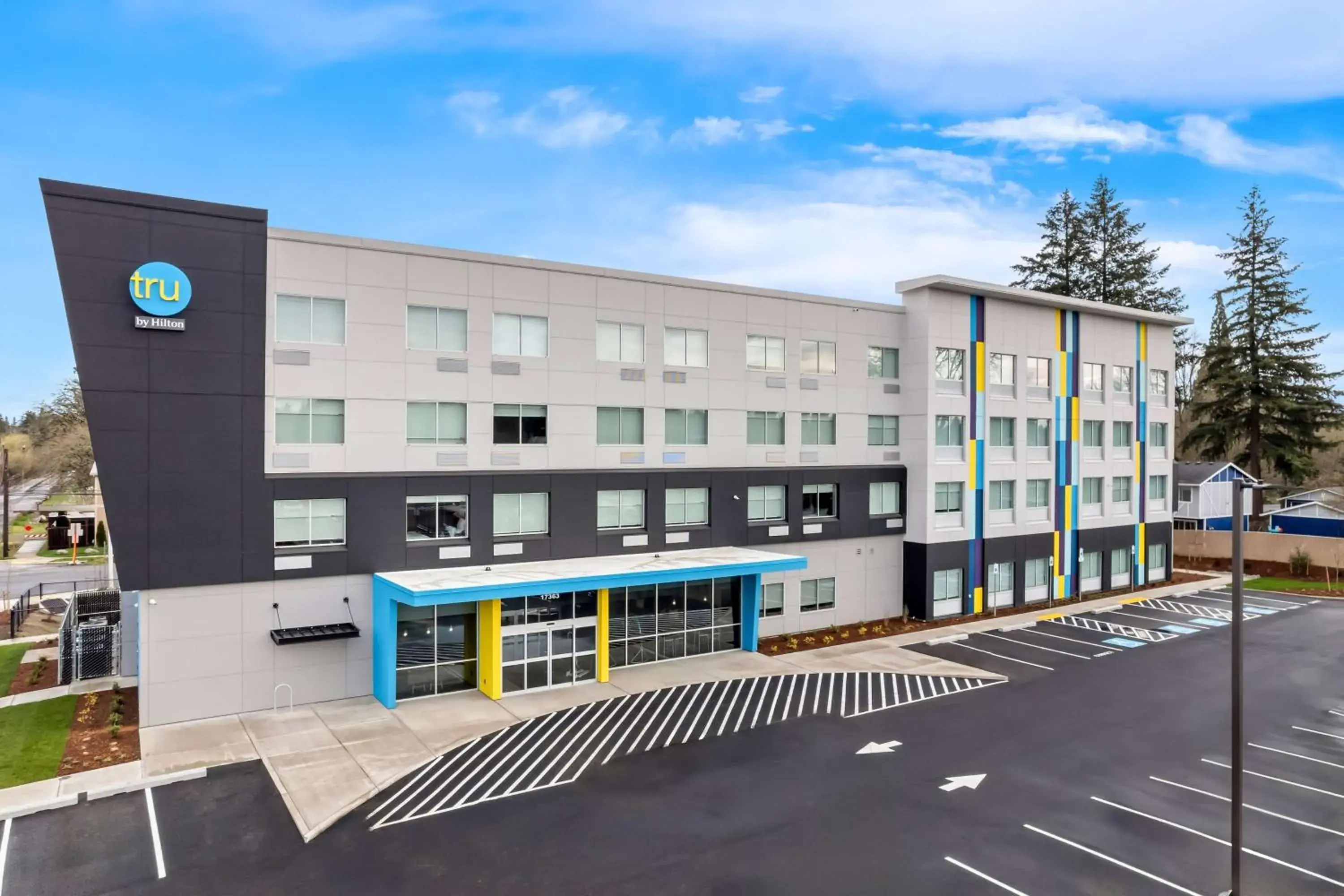 Property building in Tru By Hilton Aloha Beaverton Property building in Tru By Hilton Aloha Beaverton