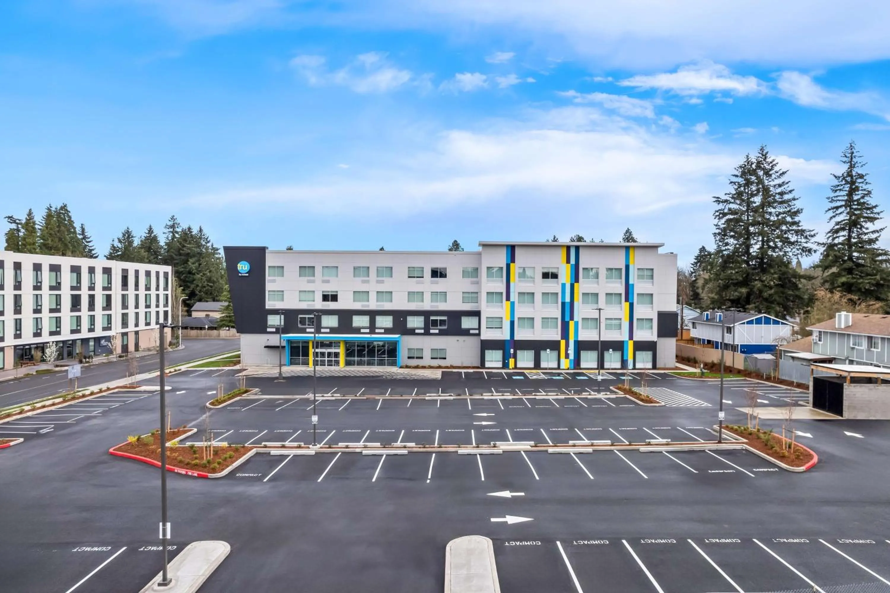Property building in Tru By Hilton Aloha Beaverton