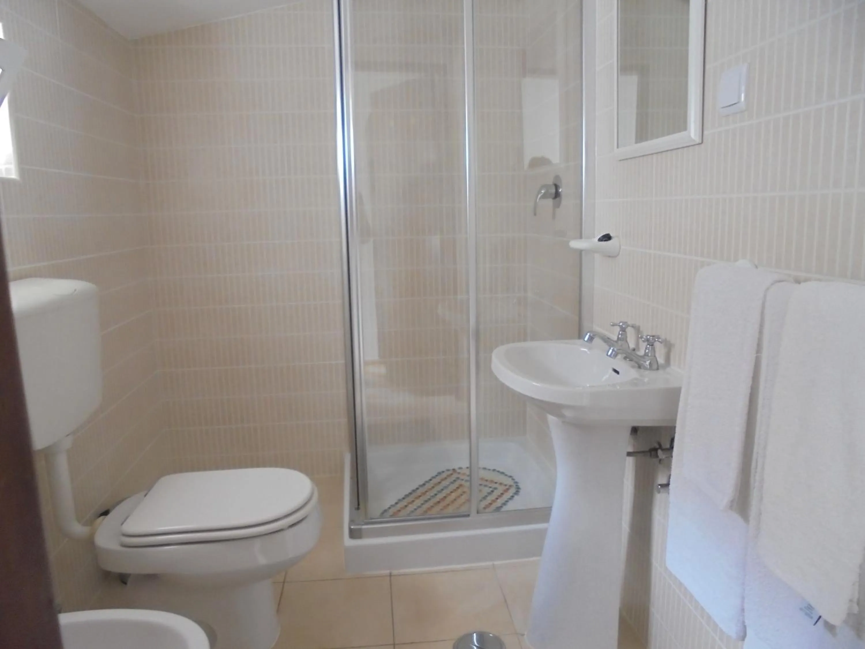 Shower in Lagos City Center Guest House & Hostel