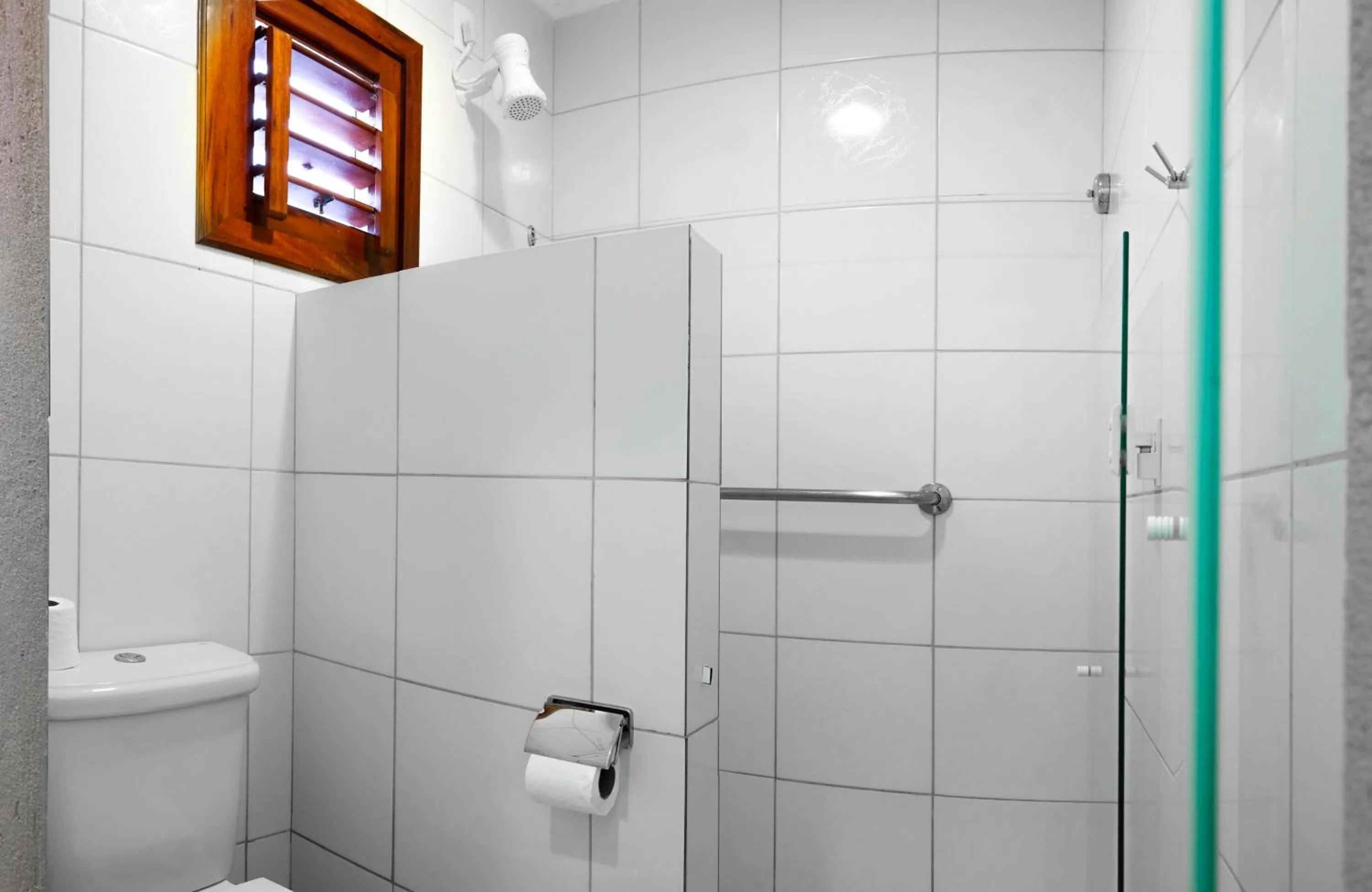 Shower in Hotel Jeri