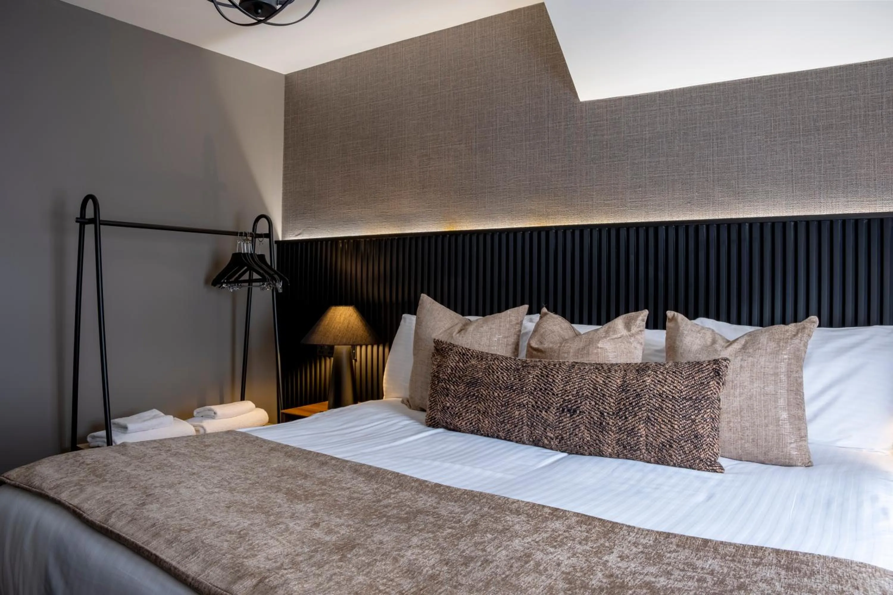 Bed in Derwent Manor Boutique Hotel