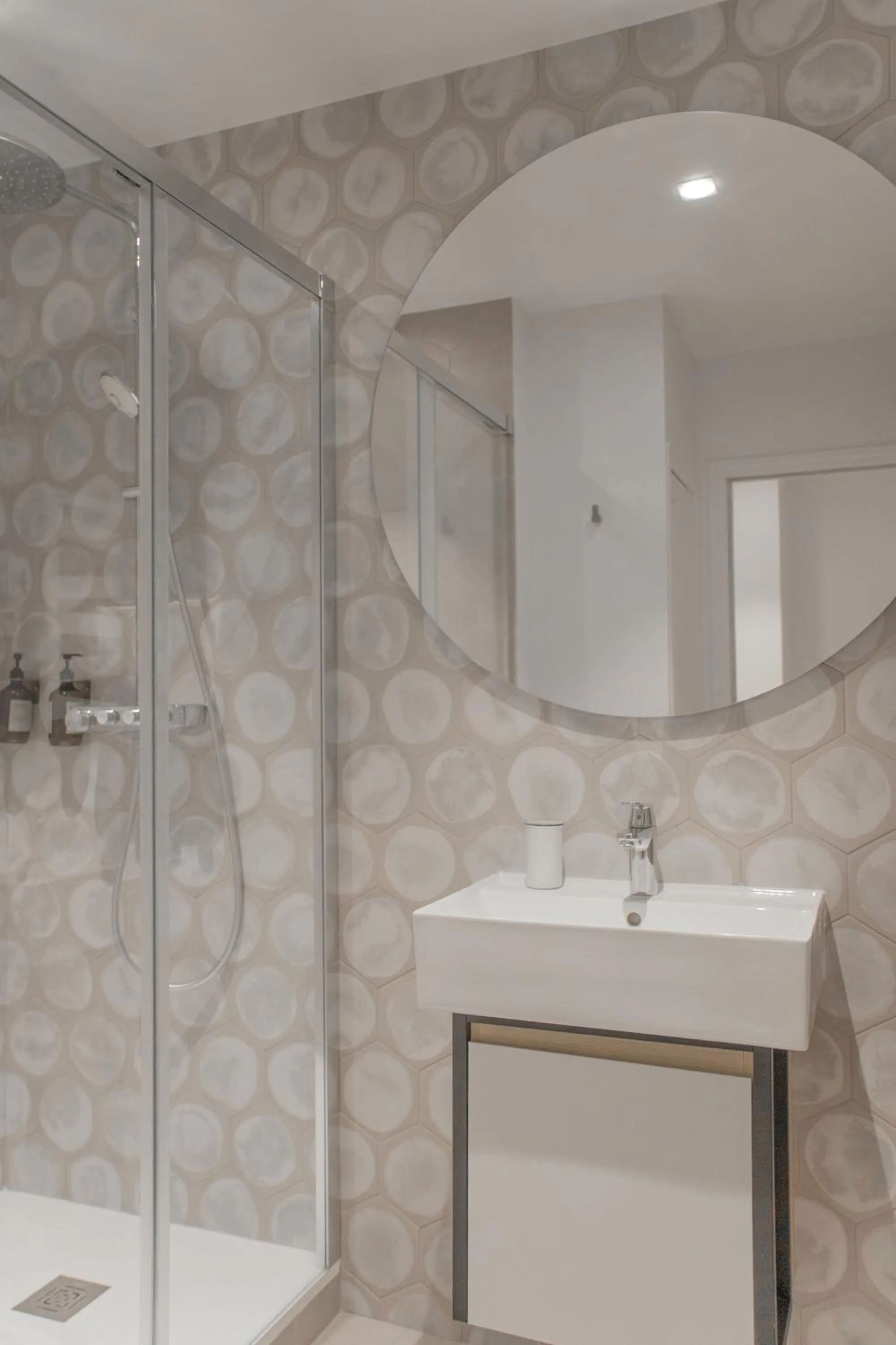 Shower in Hotel Leev Victoire & Spa