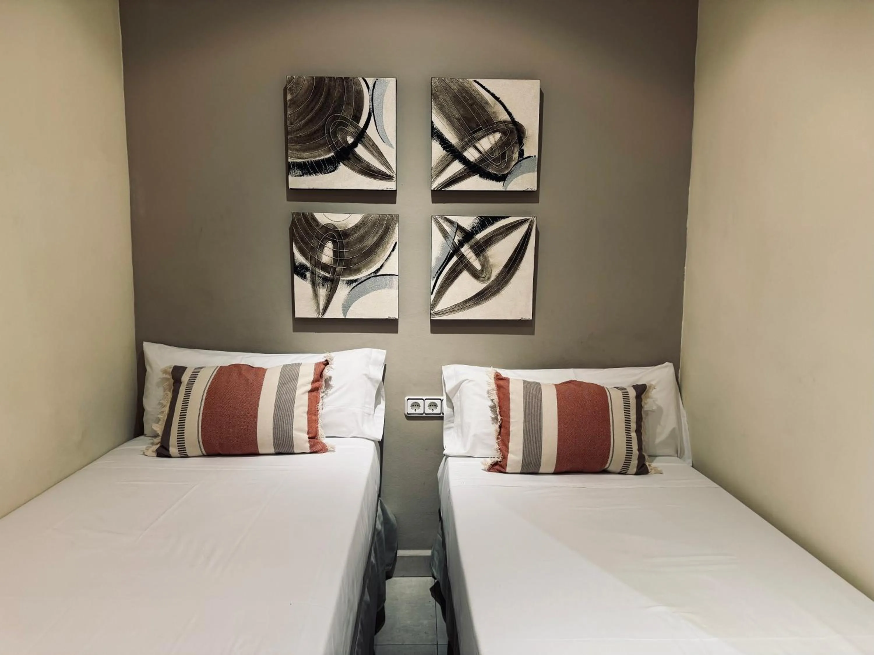 Bedroom, Bed in Sweet BCN Borrell