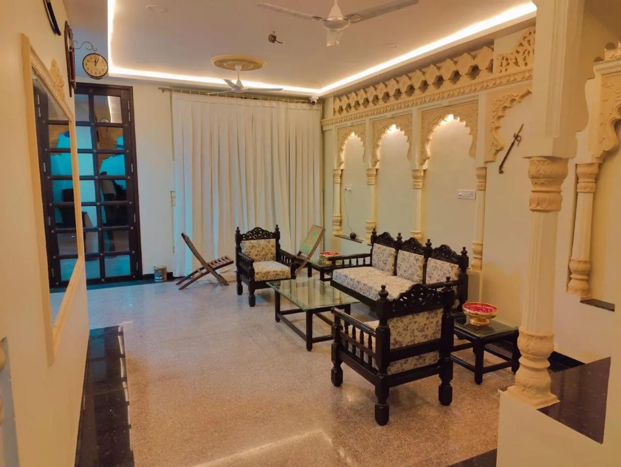 Seating area in Hotel Indergarh Heritage
