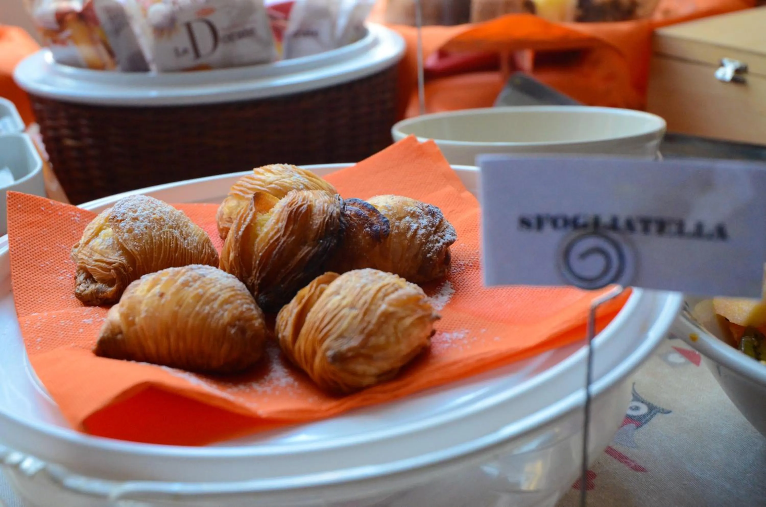 Buffet breakfast in B&B Tecla