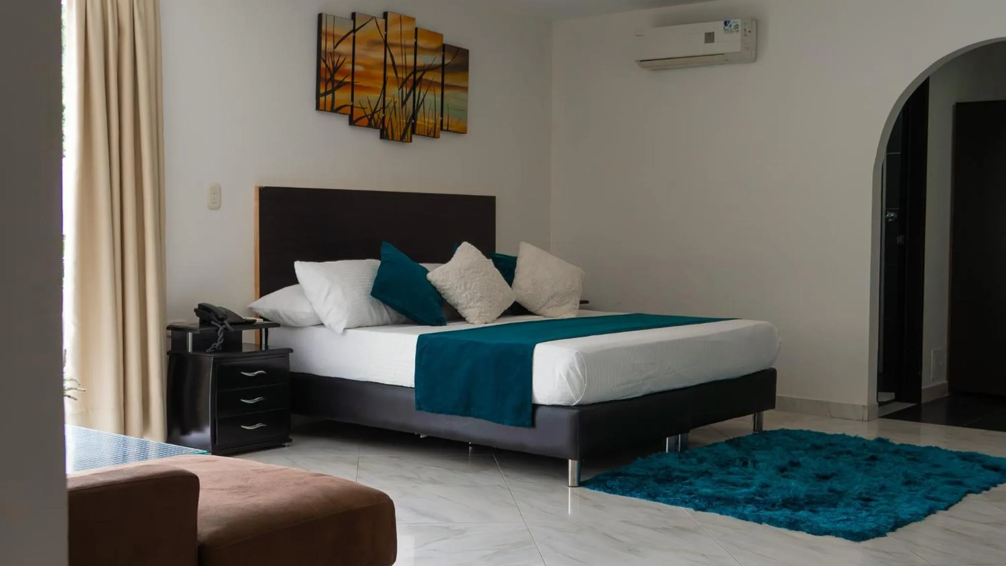 King Suite with Balcony in Hotel Campestre Santa Catalina