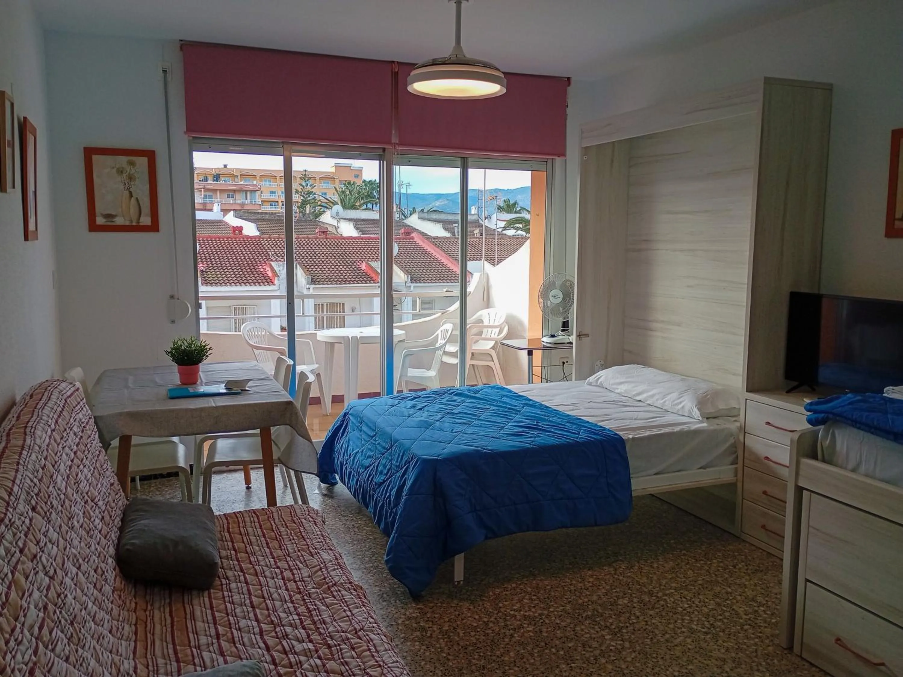 Bedroom, Bed in Apartamentos Voramar Peñíscola 3000