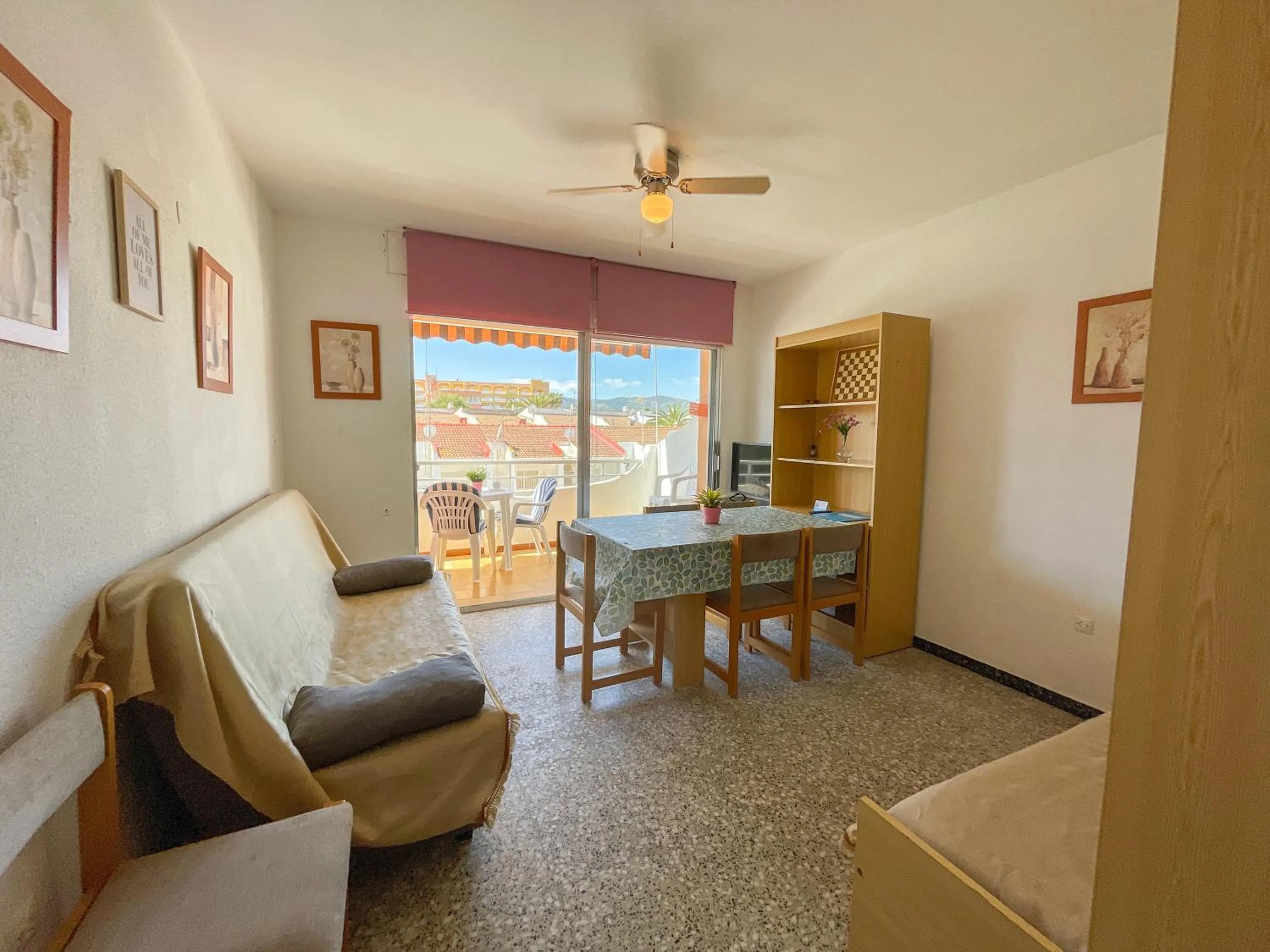 Living room in Apartamentos Voramar Peñíscola 3000