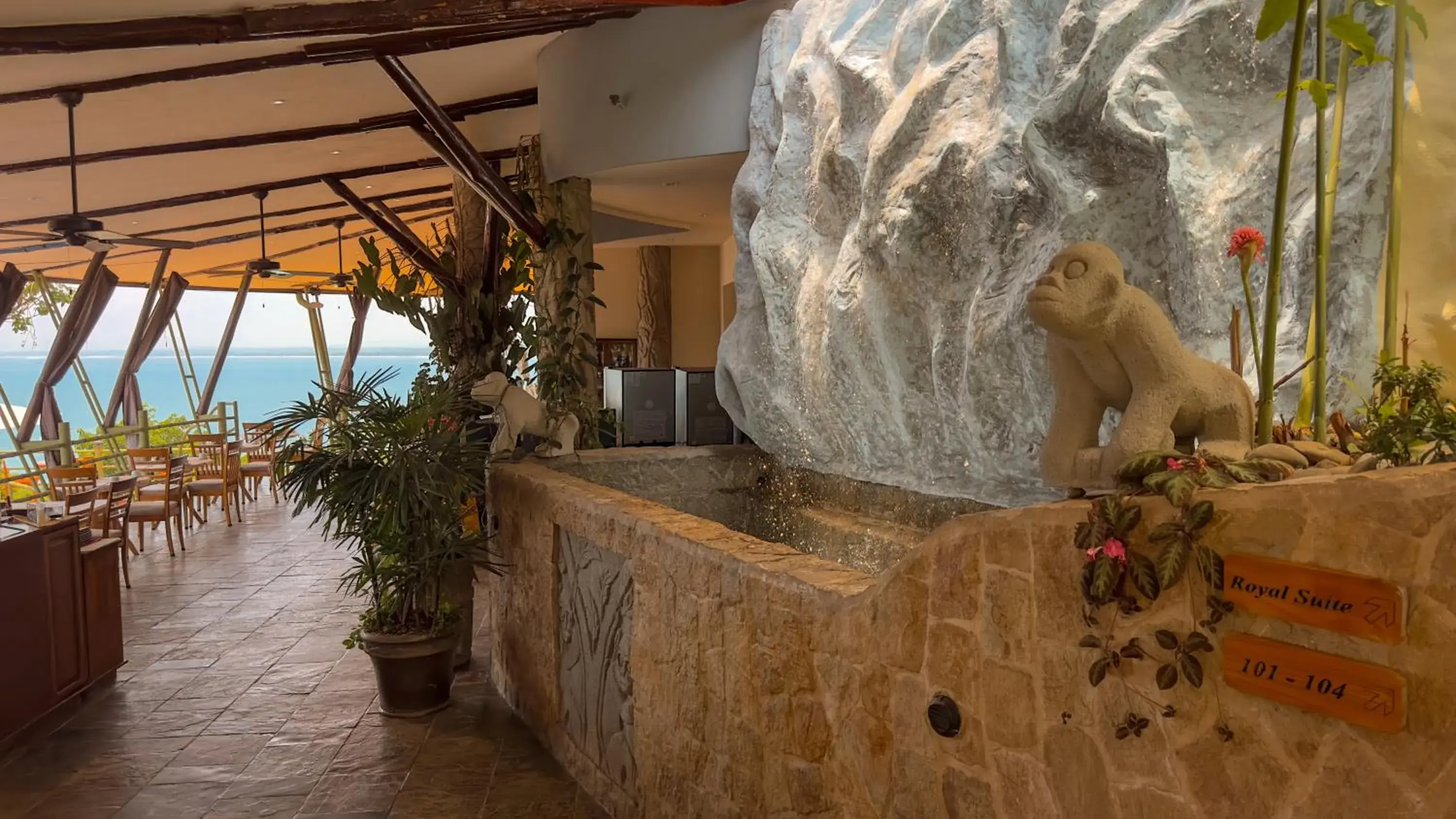 Restaurant/places to eat in Issimo Suites (Adults Only) Restaurant/places to eat in Issimo Suites (Adults Only)