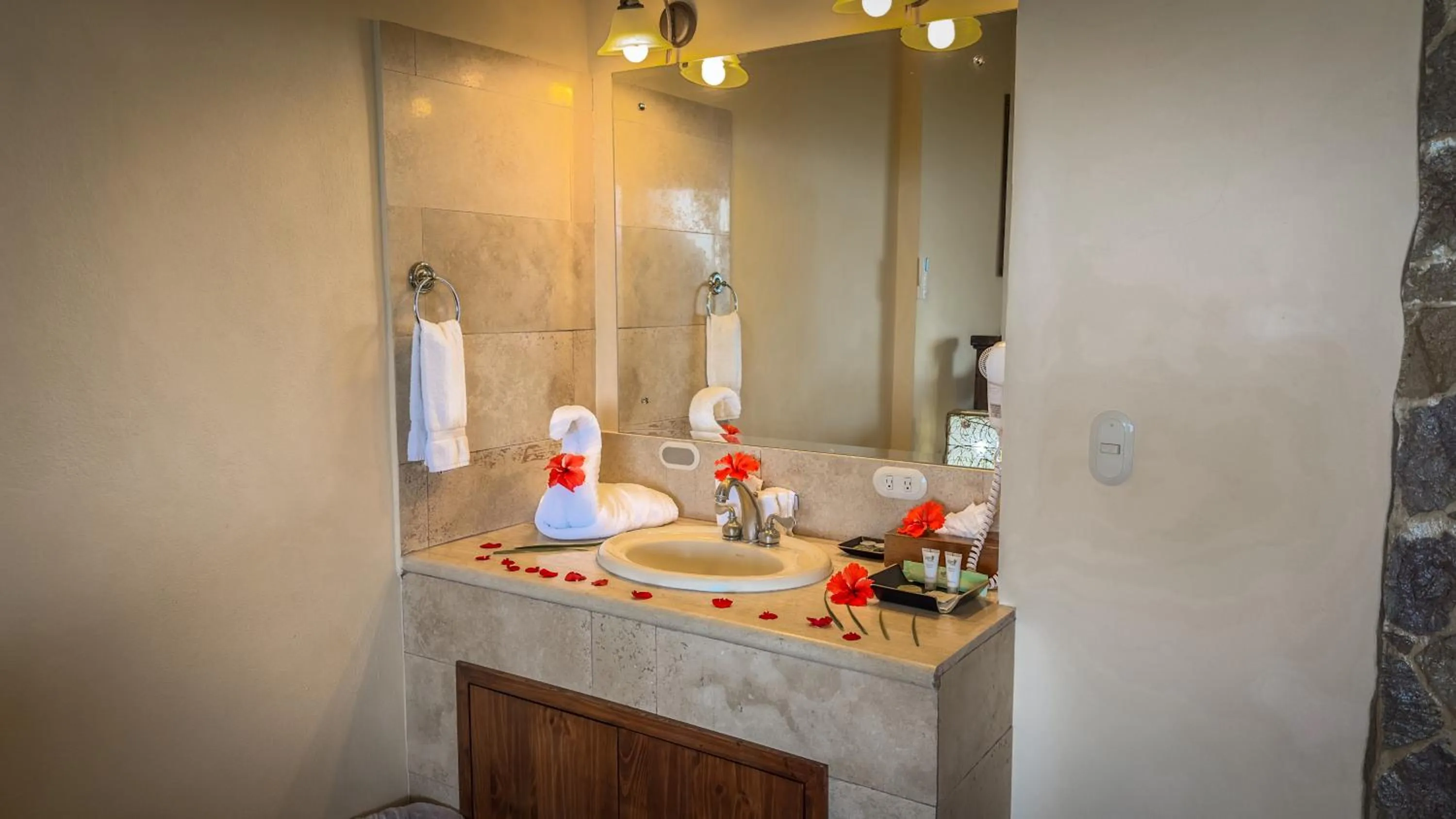 Bathroom in Issimo Suites (Adults Only)