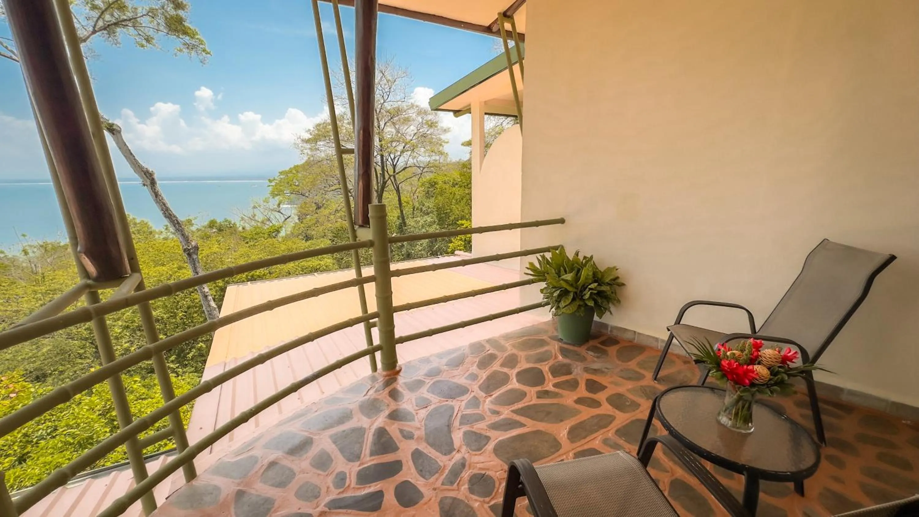 Balcony/Terrace in Issimo Suites (Adults Only)