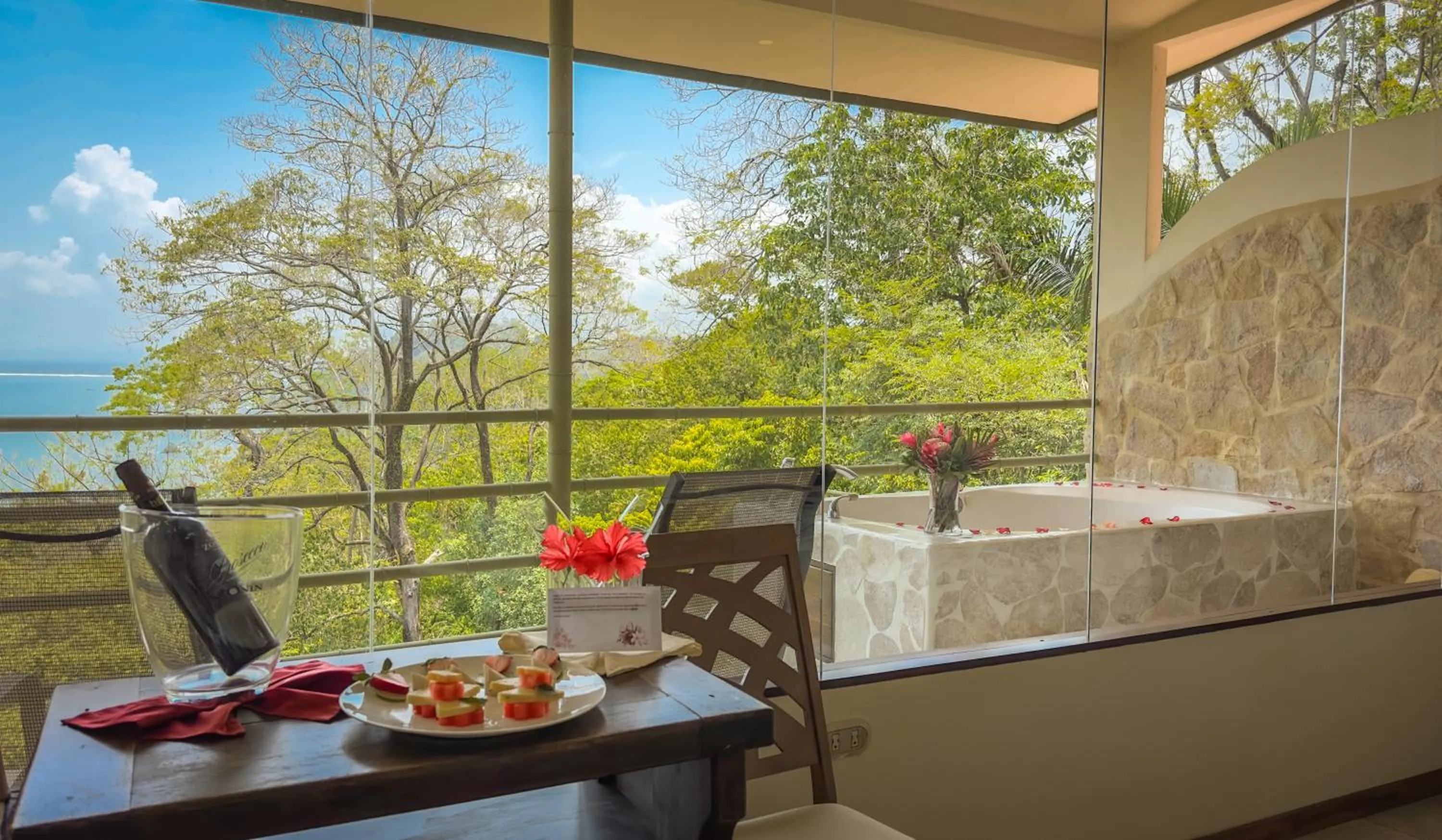 Balcony/Terrace in Issimo Suites (Adults Only)