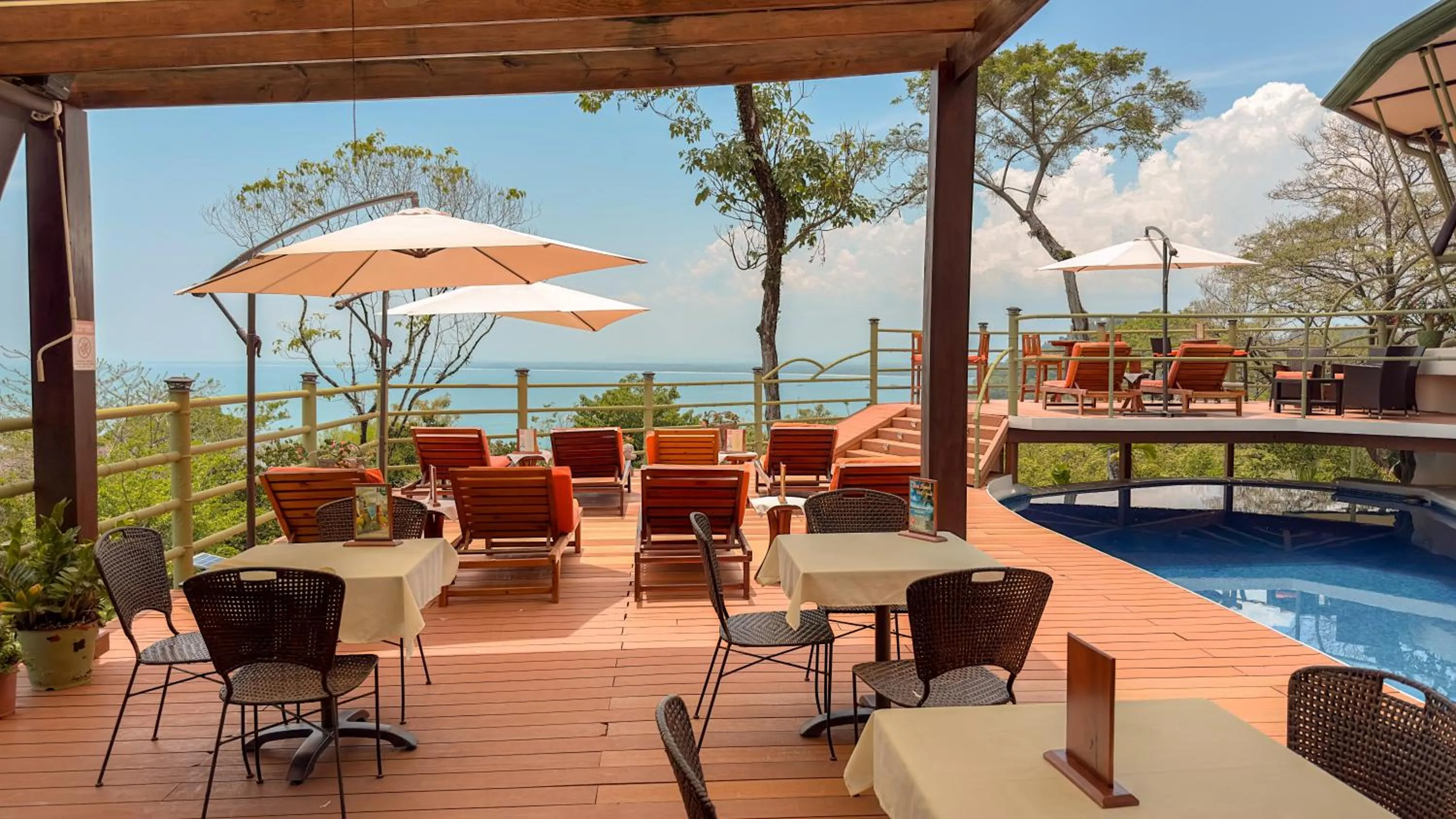 Pool view in Issimo Suites (Adults Only)