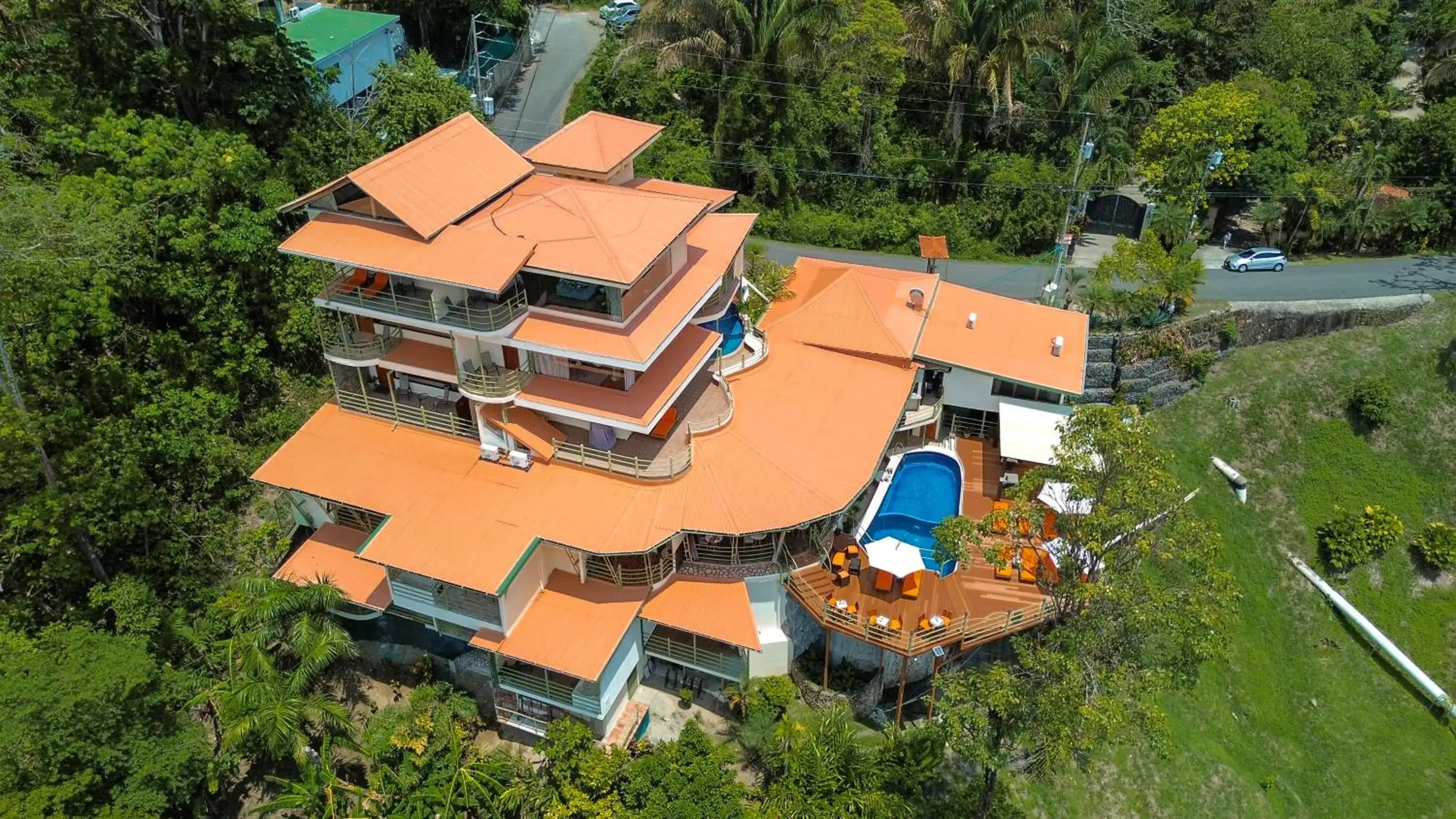 Property building in Issimo Suites (Adults Only) Property building in Issimo Suites (Adults Only)