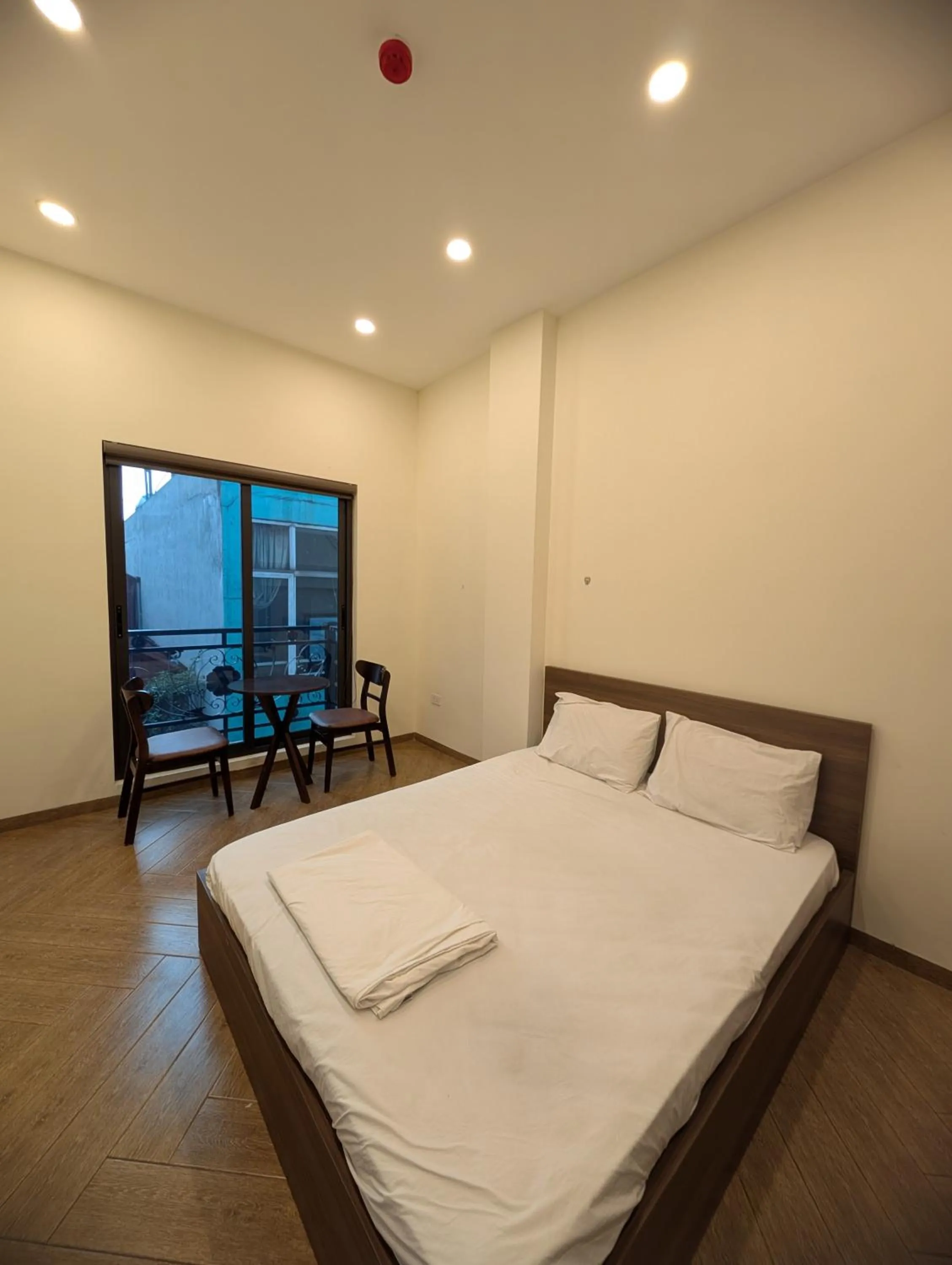 Bed in Era Apartment 158 Nguyen Khanh Toan