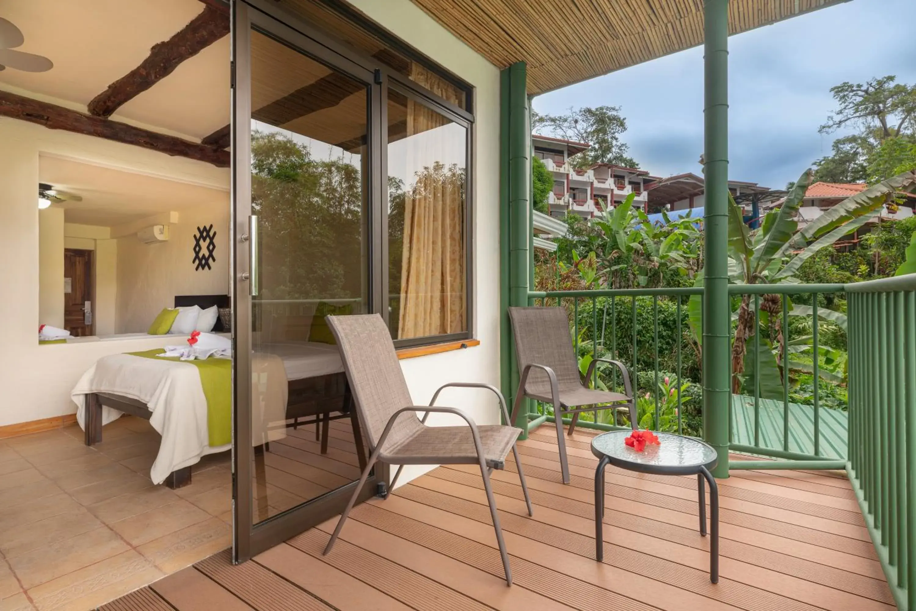 Bed in Tabulia Tree Hotel and Villas Bed in Tabulia Tree Hotel and Villas