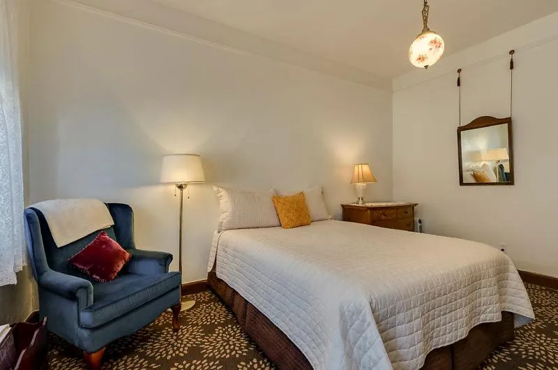 Ryan Hotel