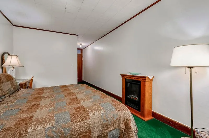 Ryan Hotel
