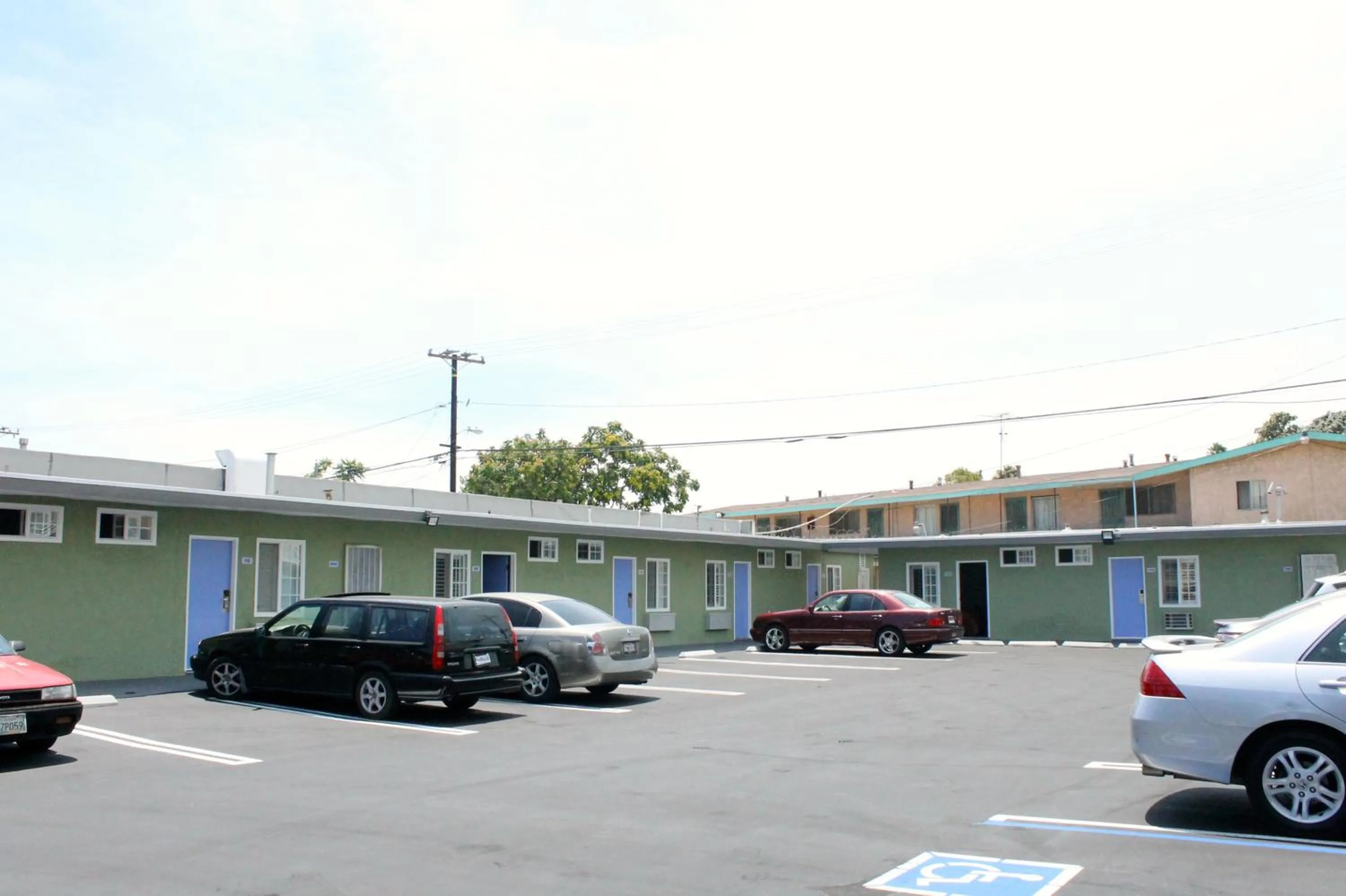 Day in Town House Motel