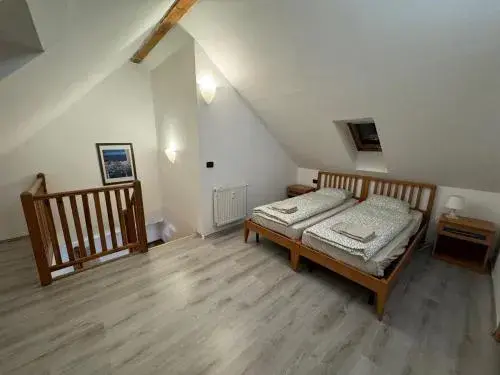 1 Bed Flat - Sleeps 4 - Pets - Smoking on terrace 1 Bed Flat - Sleeps 4 - Pets - Smoking on terrace