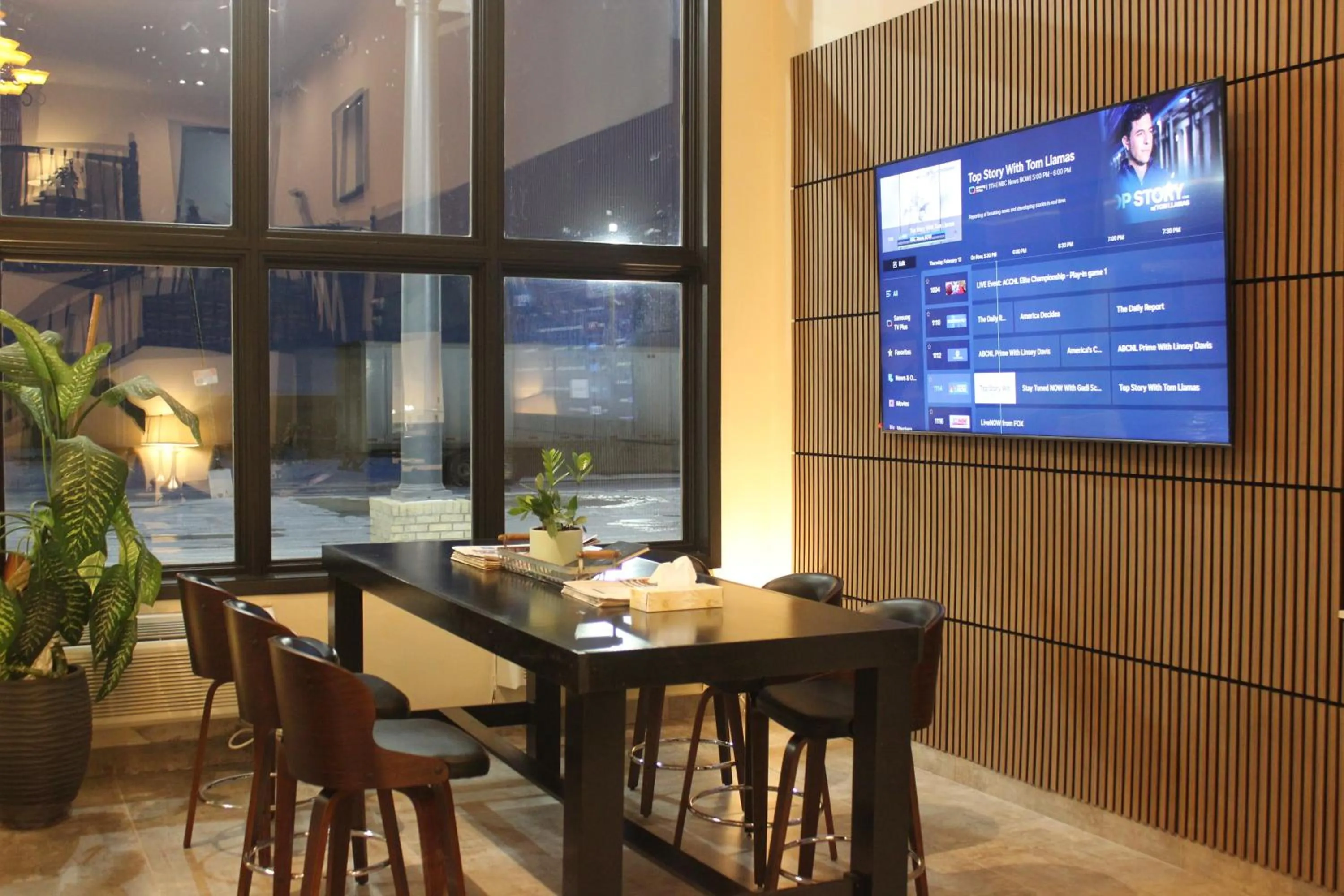 Lobby or reception in Alliance Hotel & Suites, a Howard Johnson by Wyndham