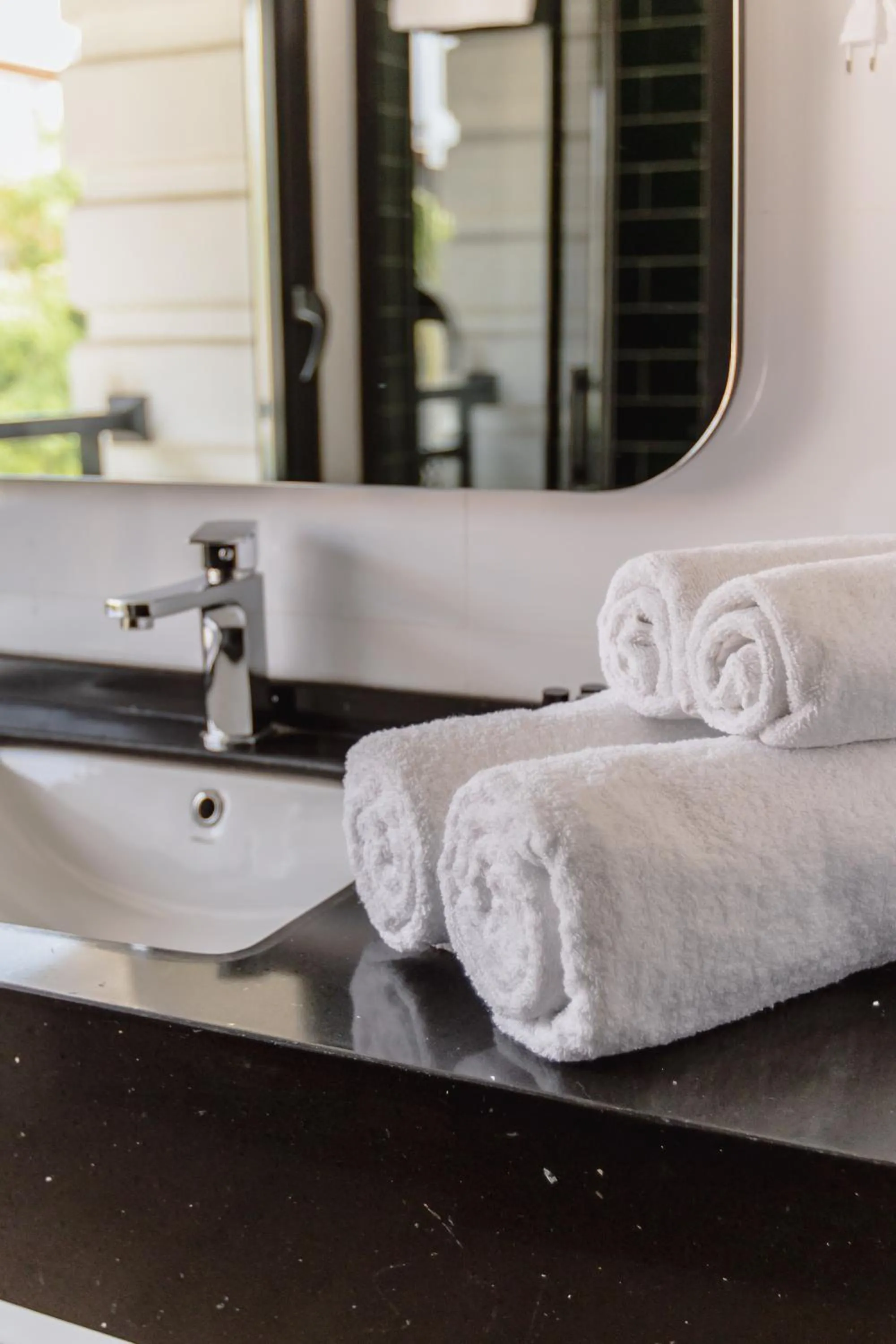 Bathroom in Ella Suites Hotel