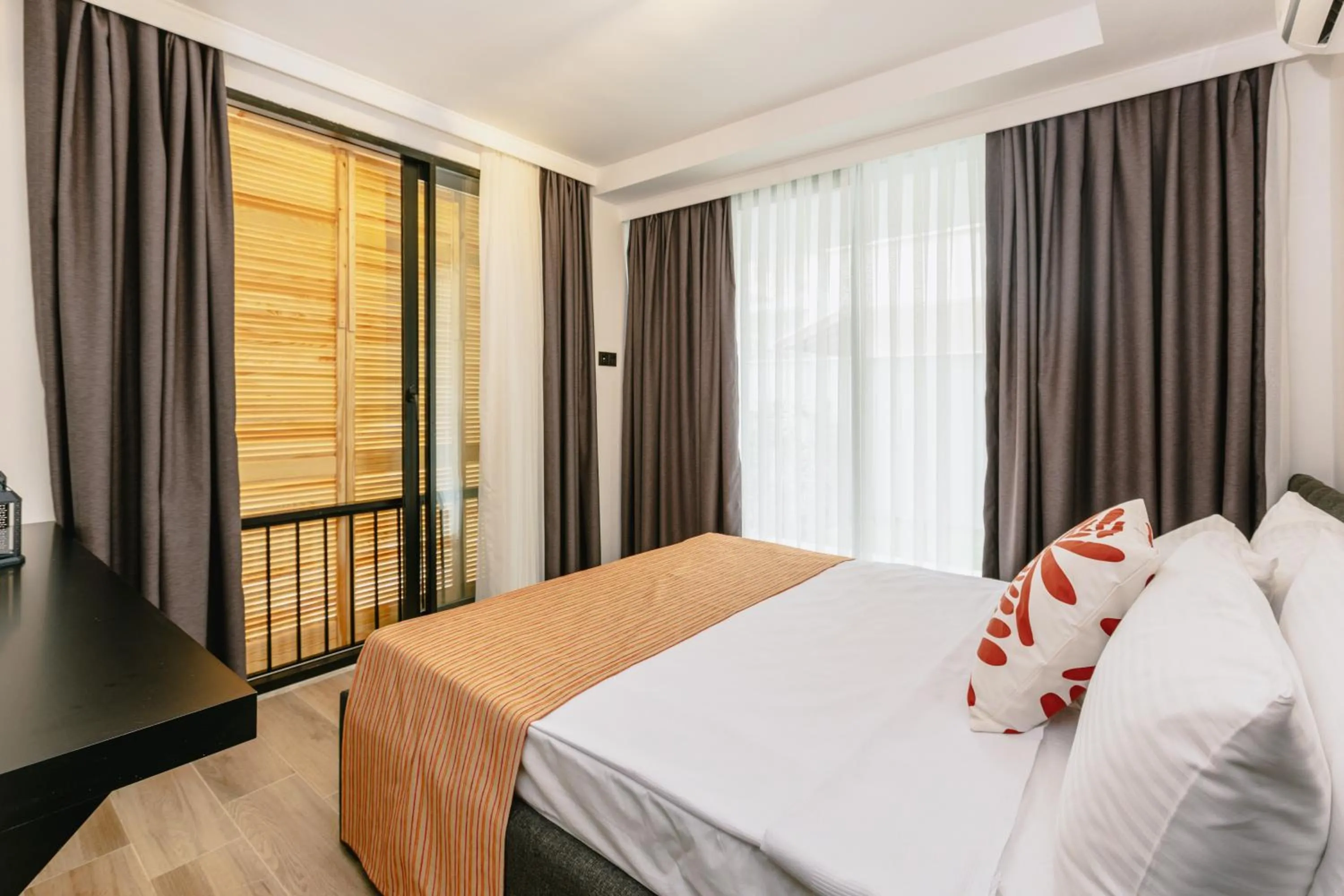Bed in Ella Suites Hotel