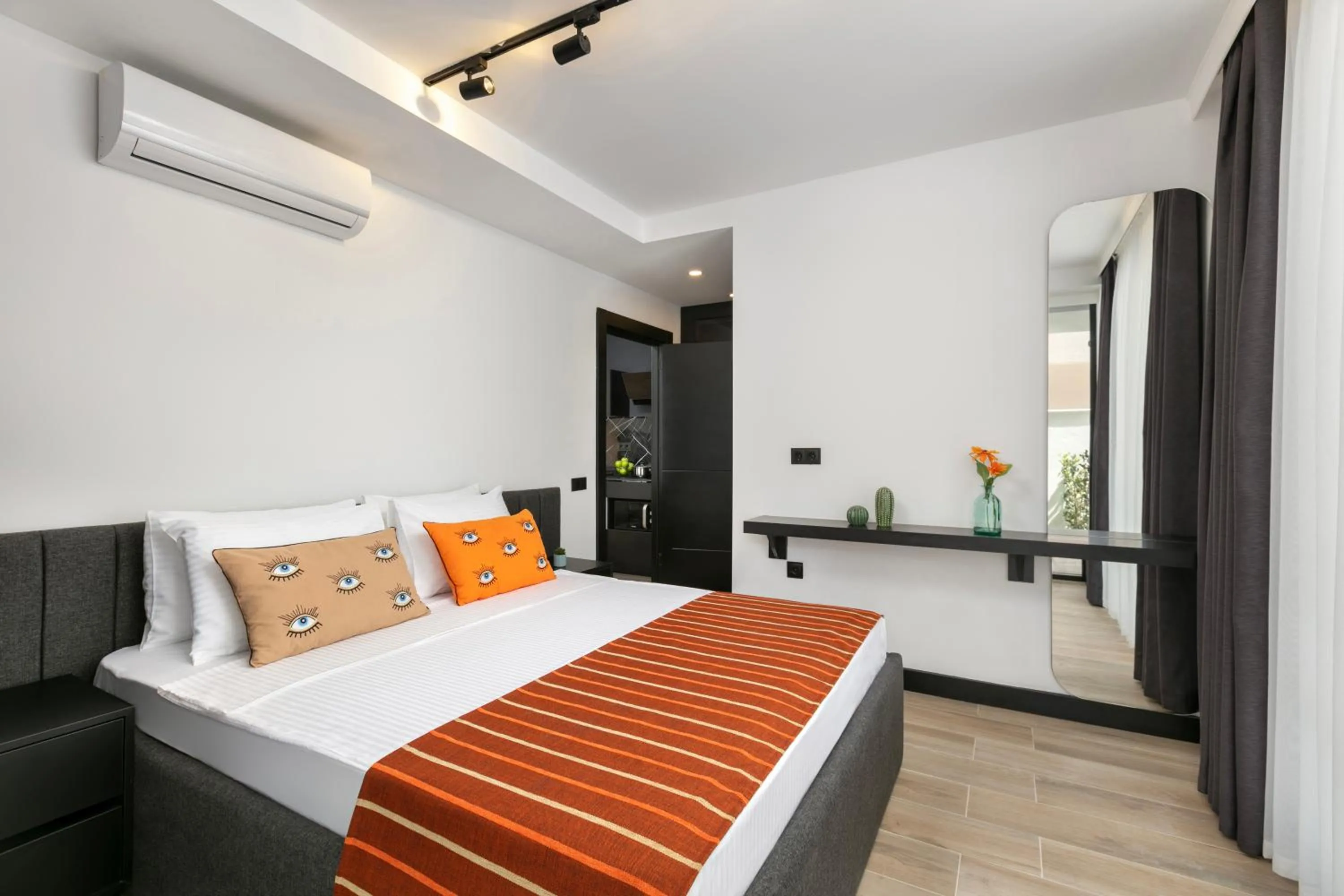 Bed in Ella Suites Hotel