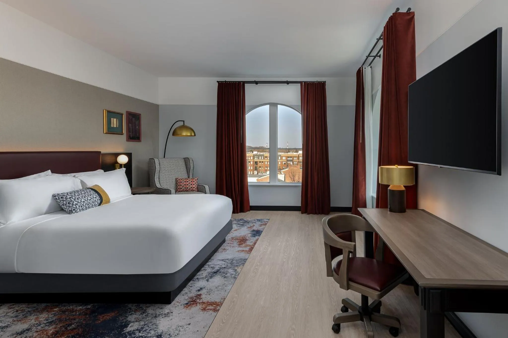 Photo of the whole room, Bed in Hotel Indigo West Chester - Downtown by IHG