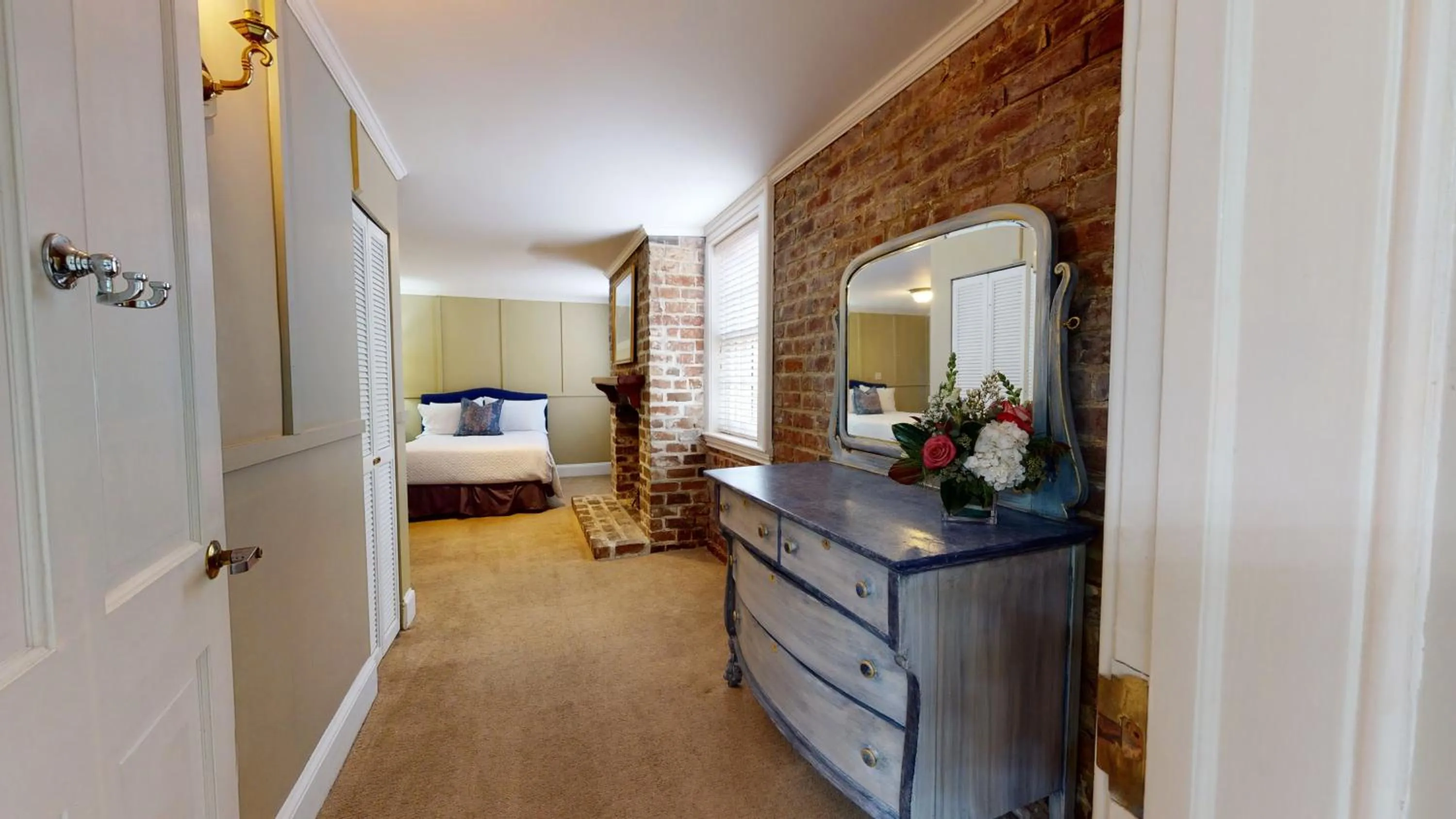 Bedroom in The Presidents' Quarters Inn