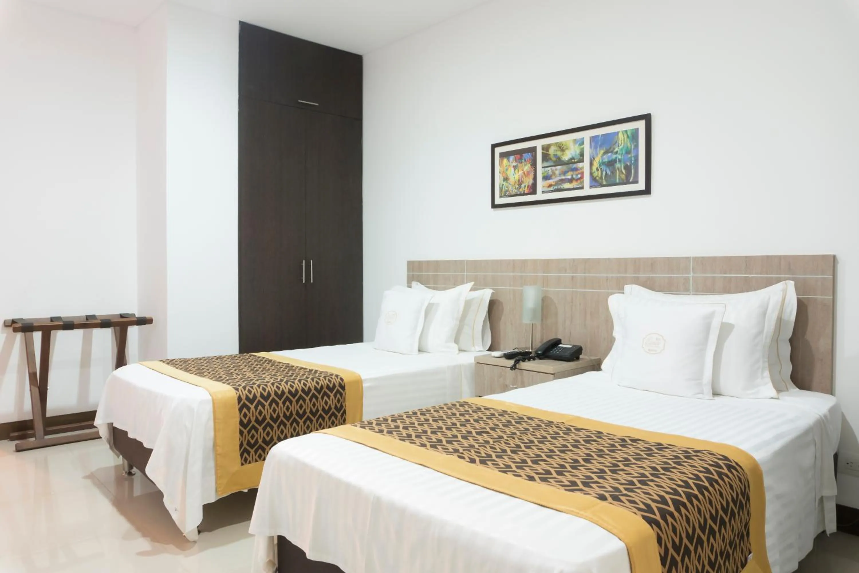 Standard Twin Room - Two Single Beds in Hotel Cinco Monteria