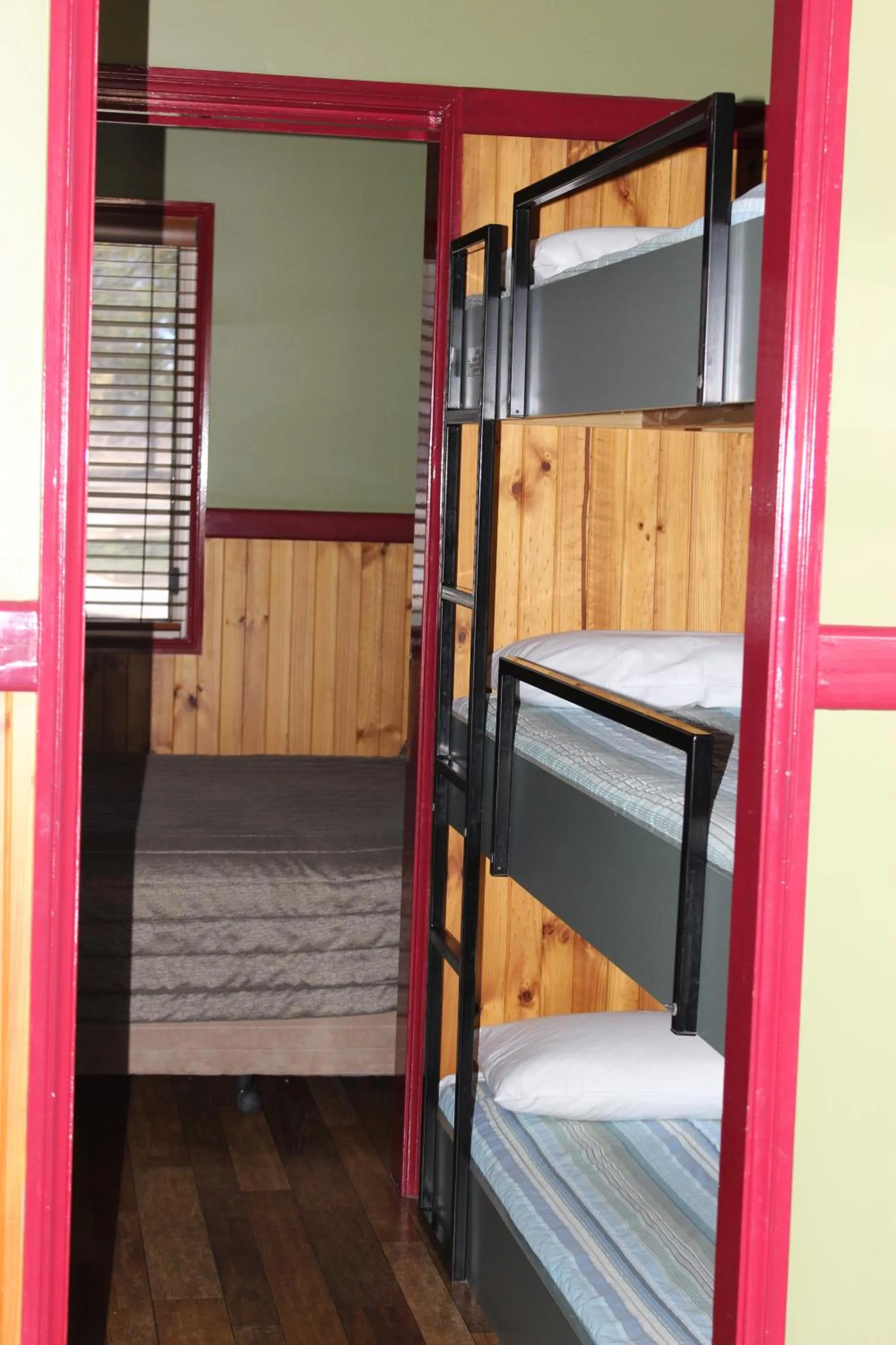 Bedroom, Bed in Aussie Outback Oasis Holiday Park