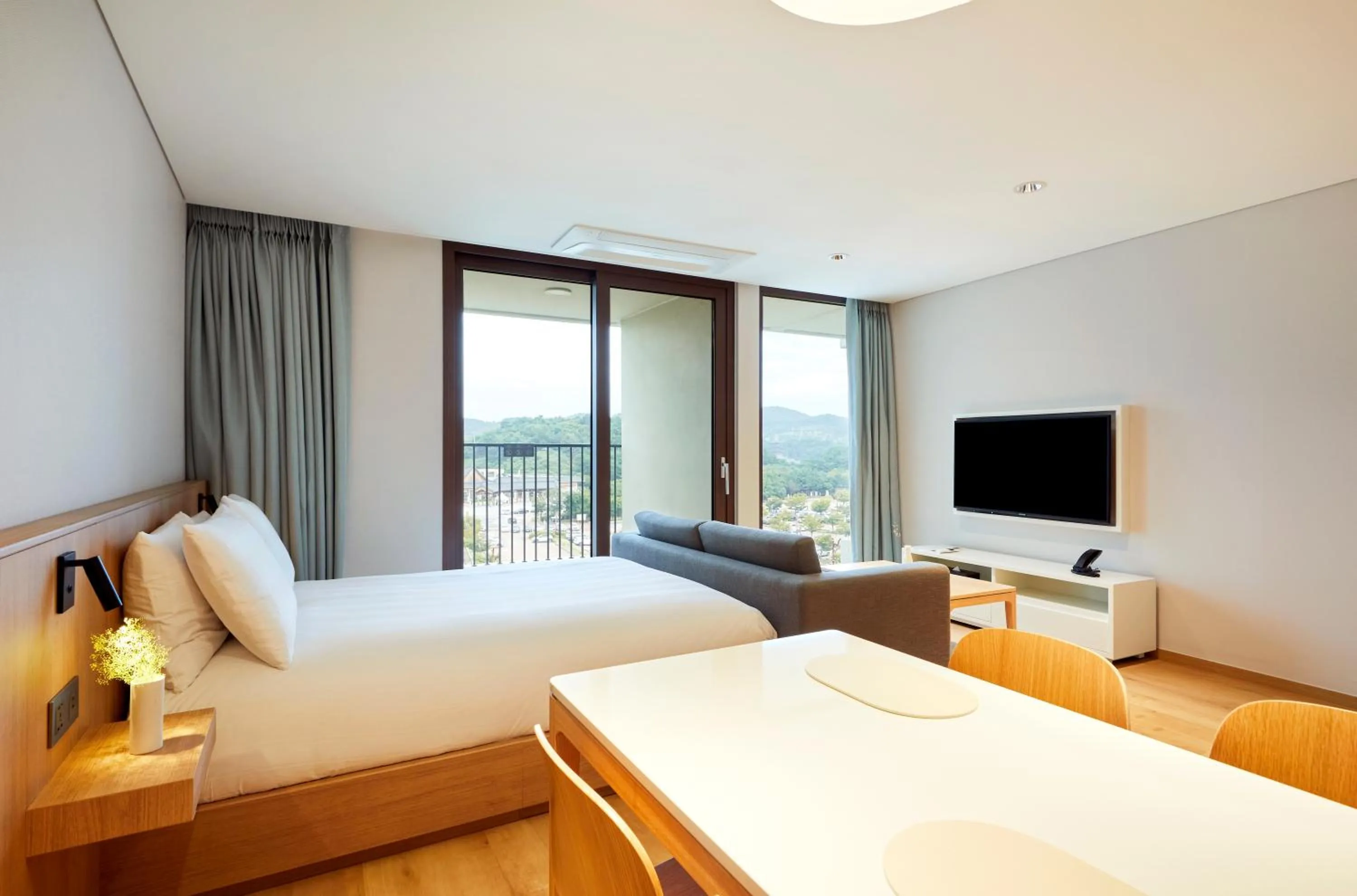Bed in Lotte Buyeo Resort