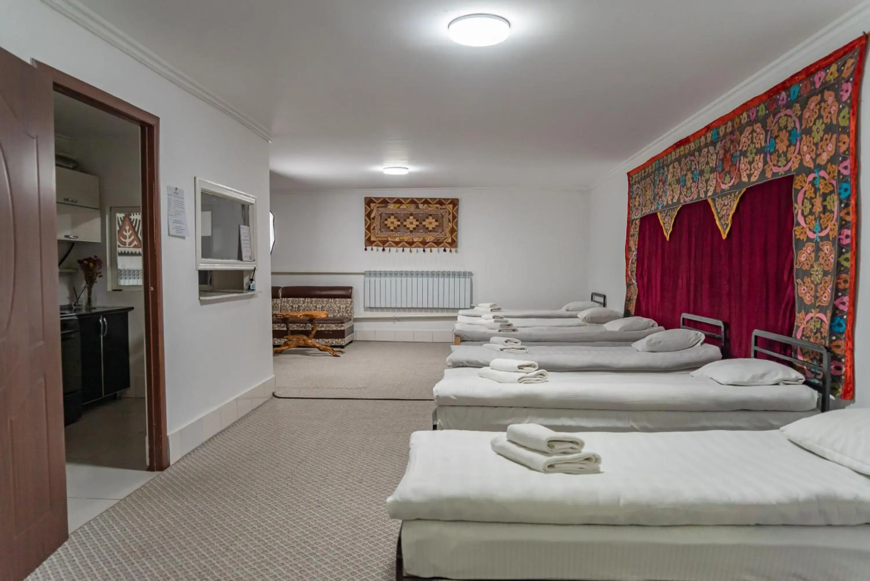 6-Bed Mixed Dormitory Room in Baytor Guest House 6-Bed Mixed Dormitory Room in Baytor Guest House