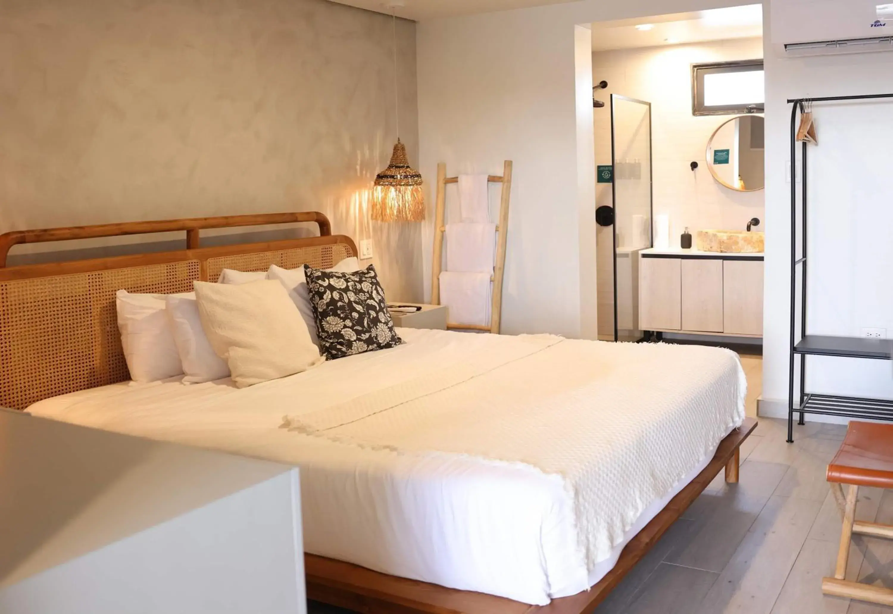 Photo of the whole room, Bed in Bali Hotel Adults Only Isla Verde, a Trademark by Wyndham Photo of the whole room, Bed in Bali Hotel Adults Only Isla Verde, a Trademark by Wyndham