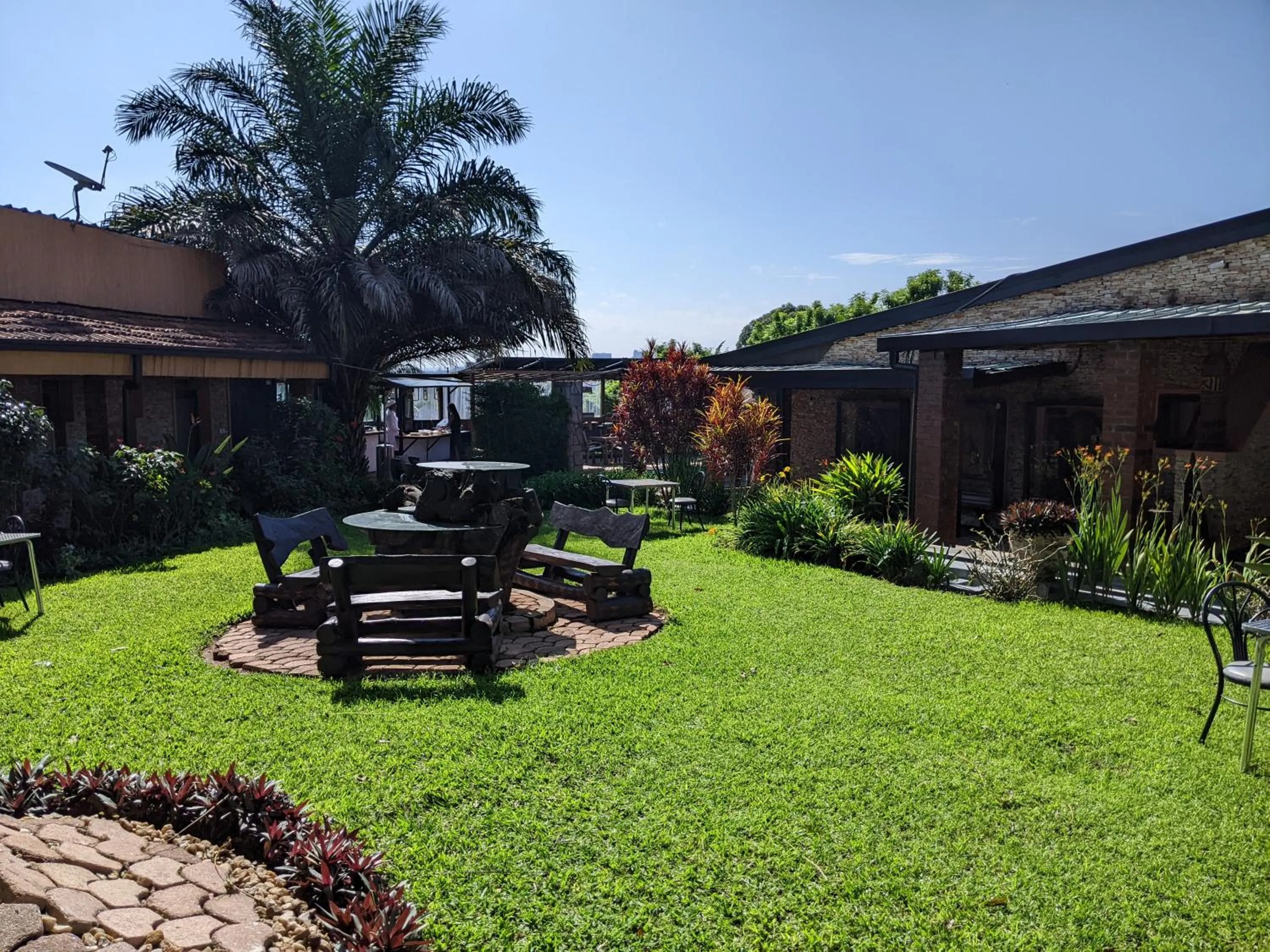 Day in Inside Afrika Boutique Hotel