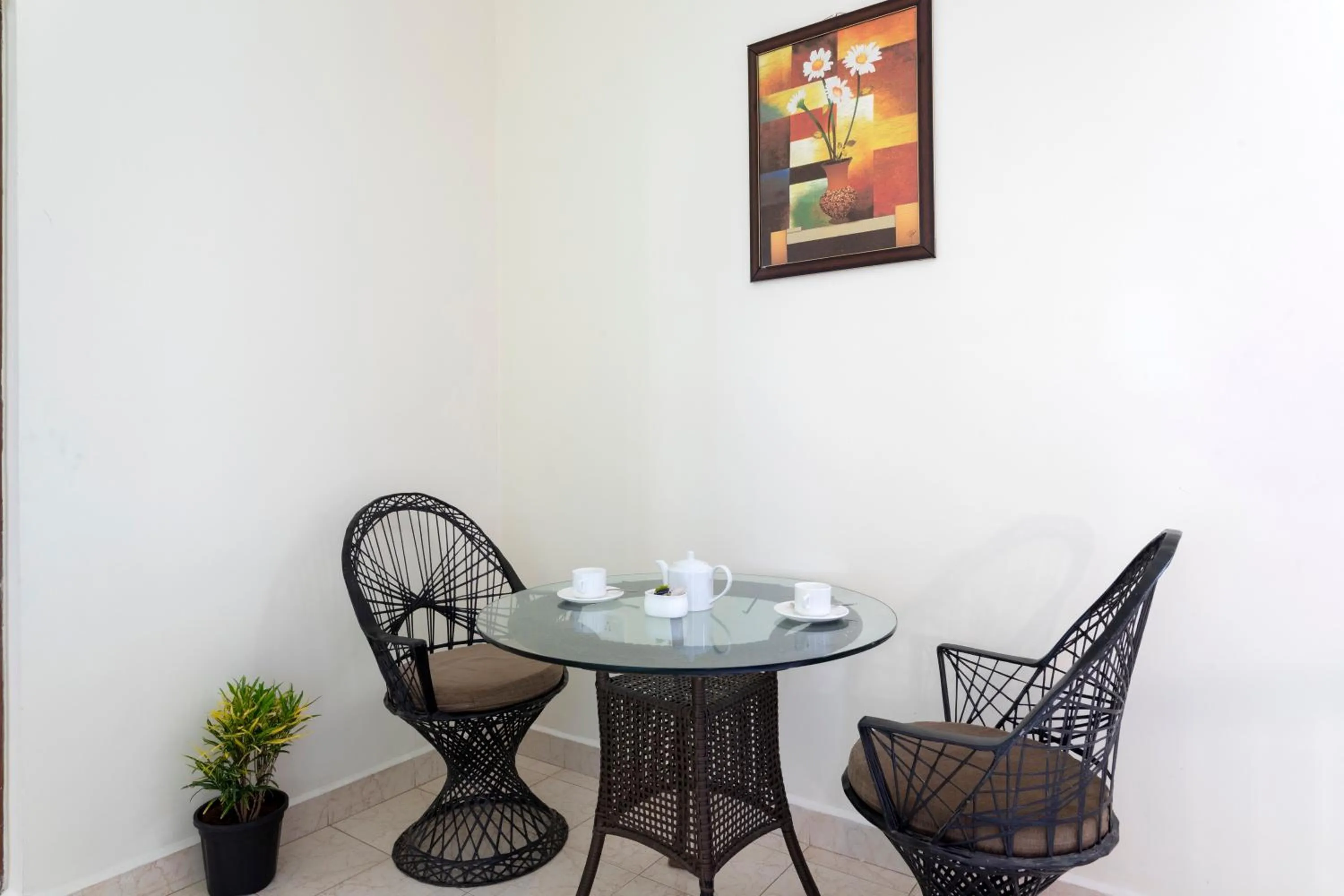 Seating area in De Mandarin Beach Resort Suites & Villas, Candolim
