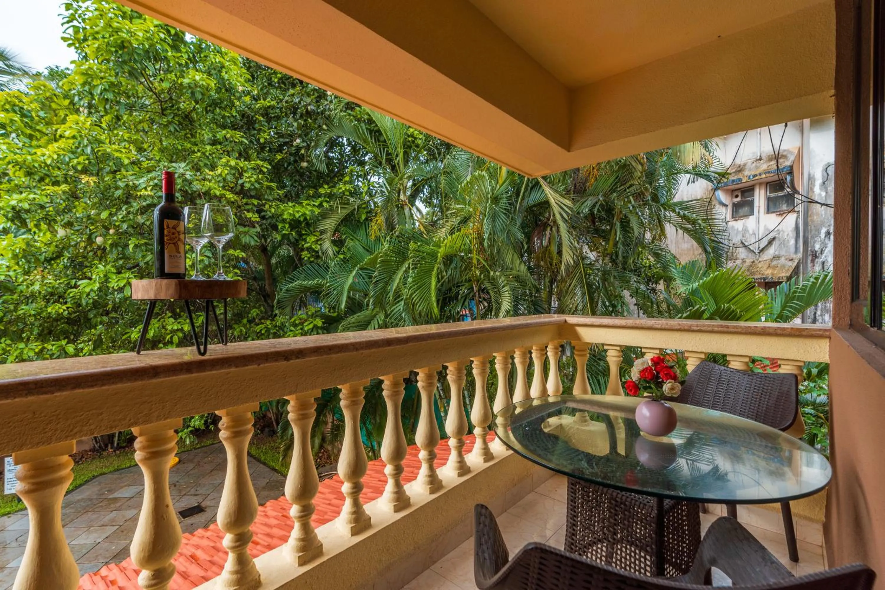 Balcony/Terrace in De Mandarin Beach Resort Suites & Villas, Candolim