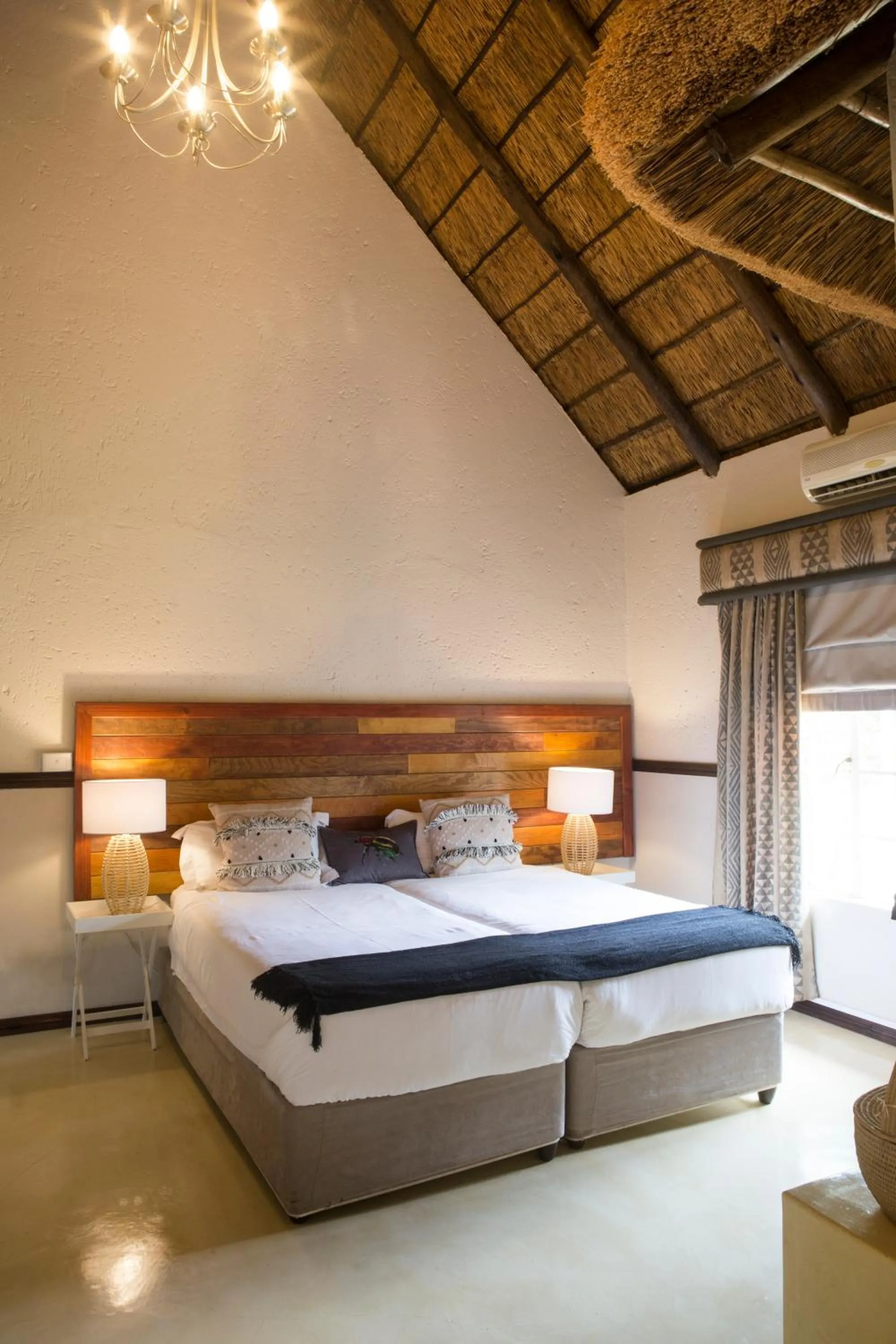 Standard King Room - Mountain Lodge in Zebra Nature Reserve
