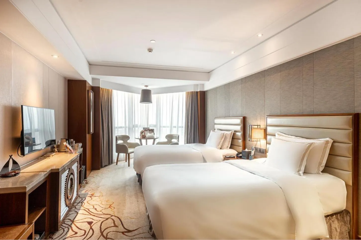 Bedroom in Shantou International Hotel