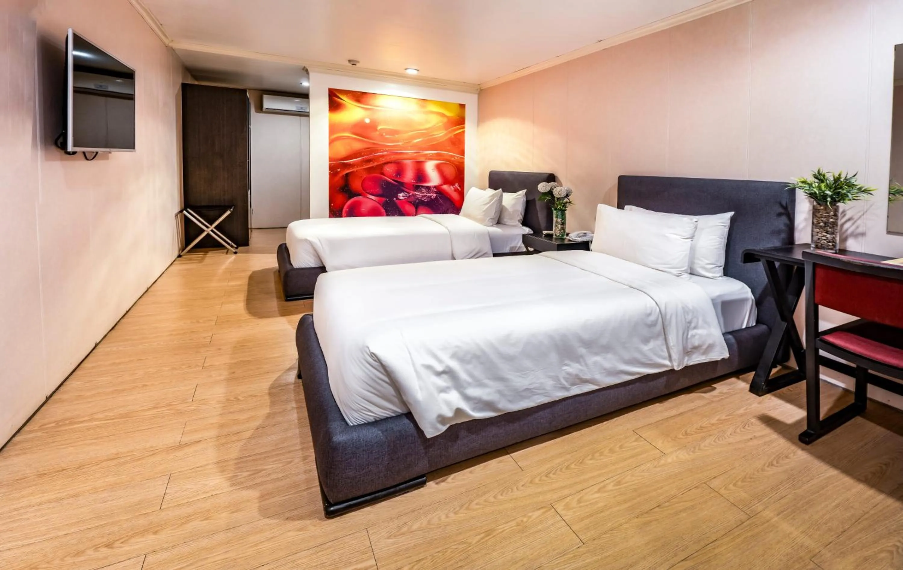 Bed in Green Sun Hotel